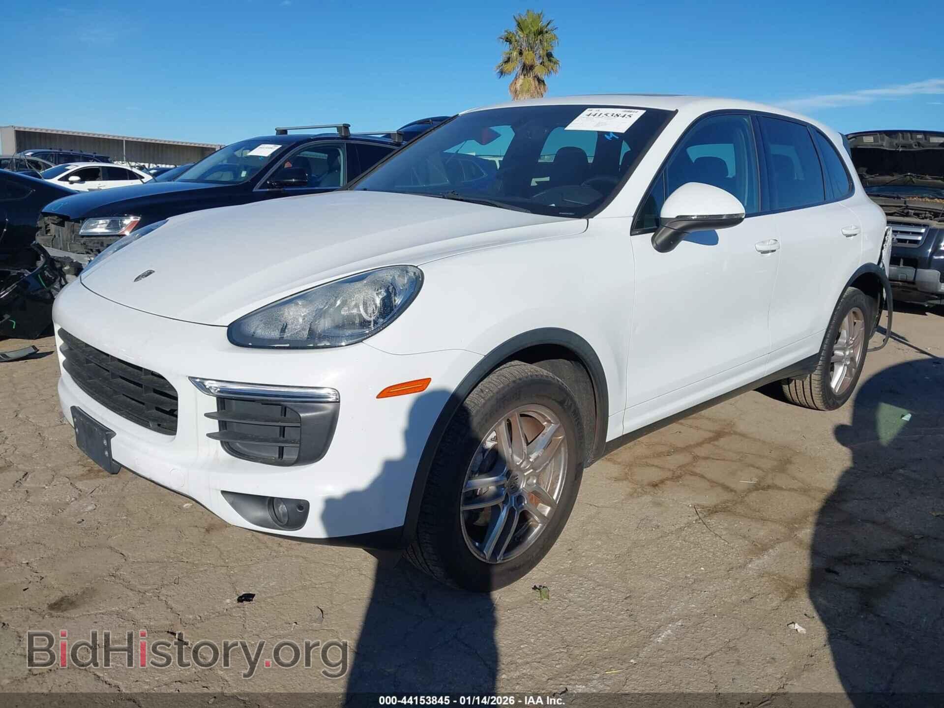 2016 PORSCHE CAYENNE - VIN: WP1AA2A22GLA08217 - Фото 2
