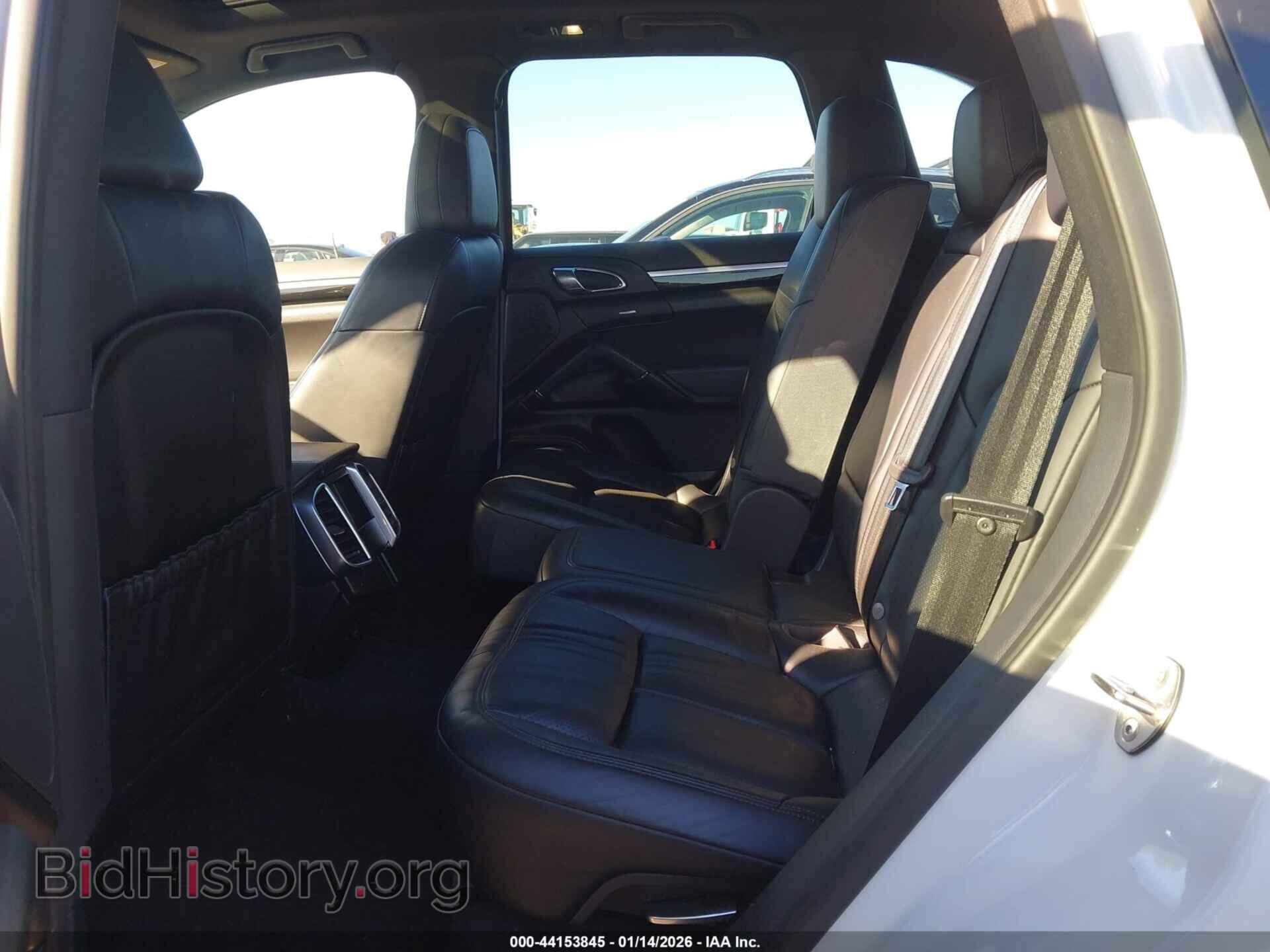 2016 PORSCHE CAYENNE - VIN: WP1AA2A22GLA08217 - Фото 8