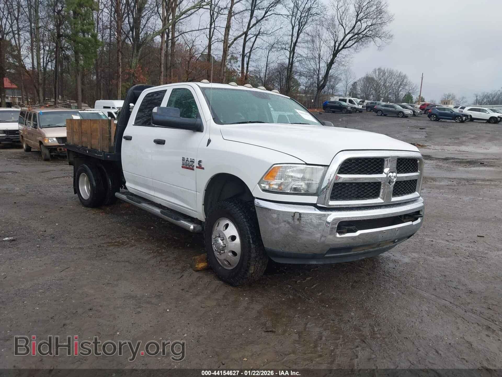 Photo 3C7WRTCL2JG164583 - RAM 3500 CHASSIS 2018