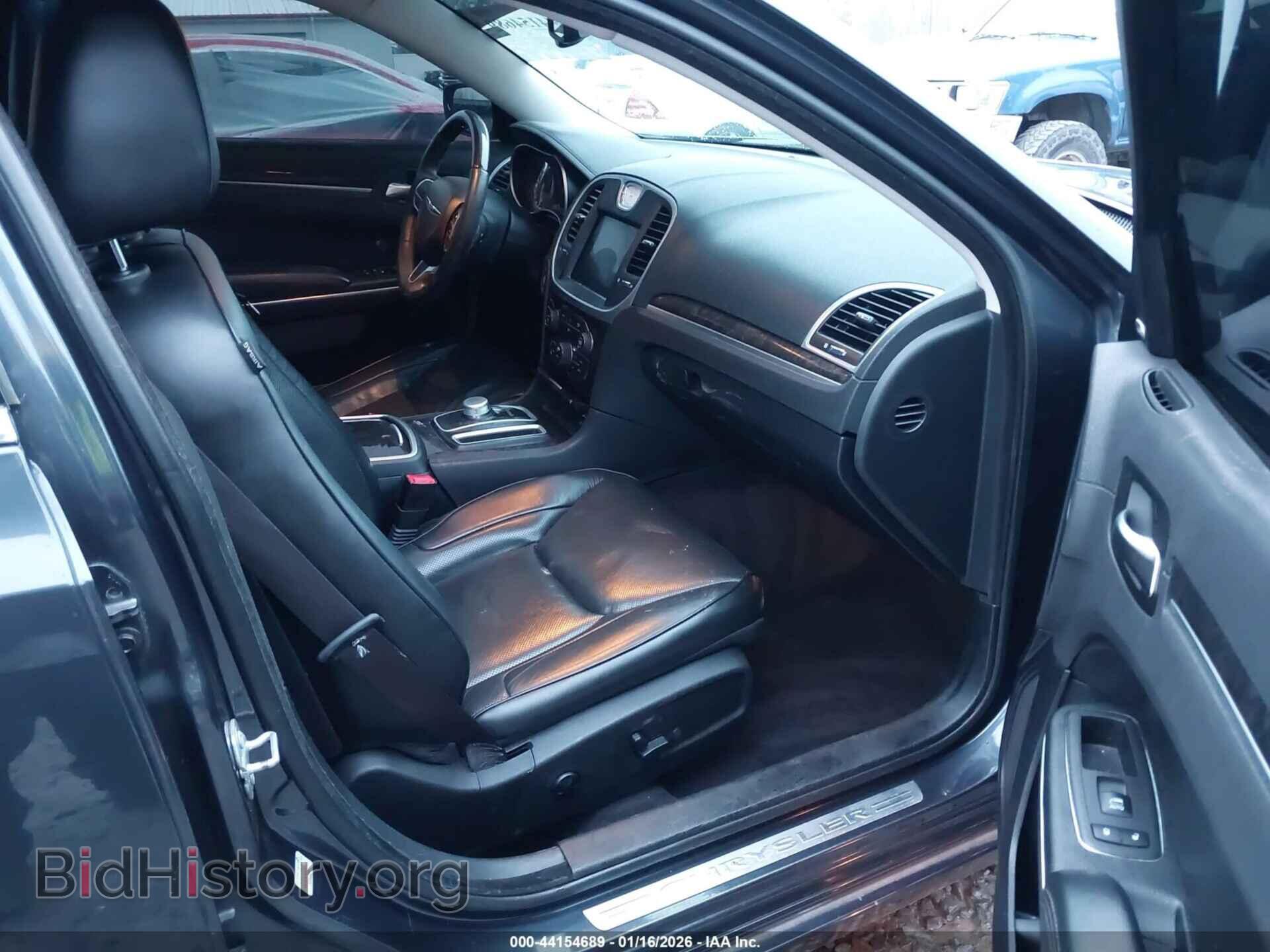 2017 CHRYSLER 300C - VIN: 2C3CCAEG1HH645686 - Фото 18