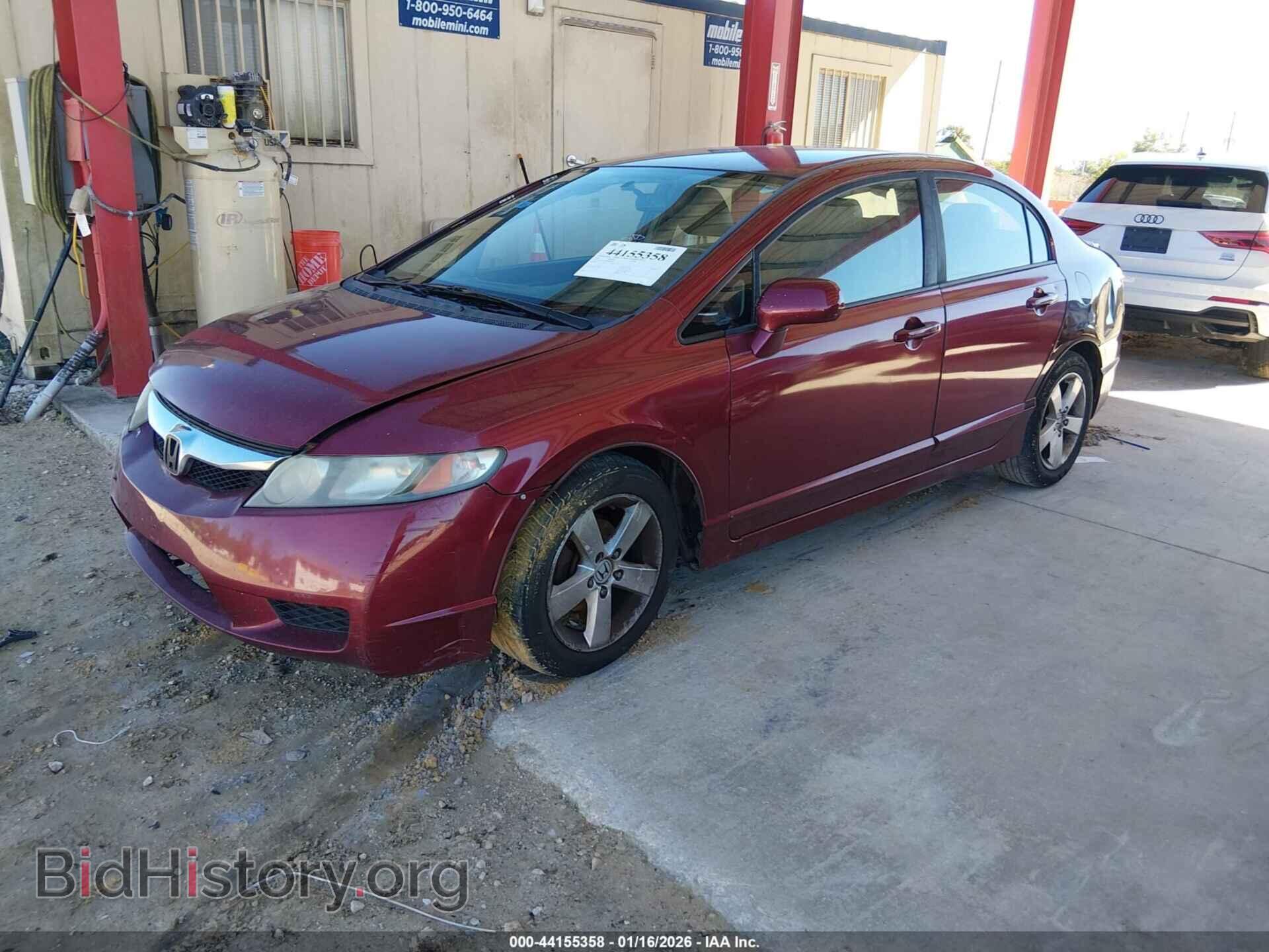 2011 HONDA CIVIC - VIN: 19XFA1F6XBE008643 - Фото 2