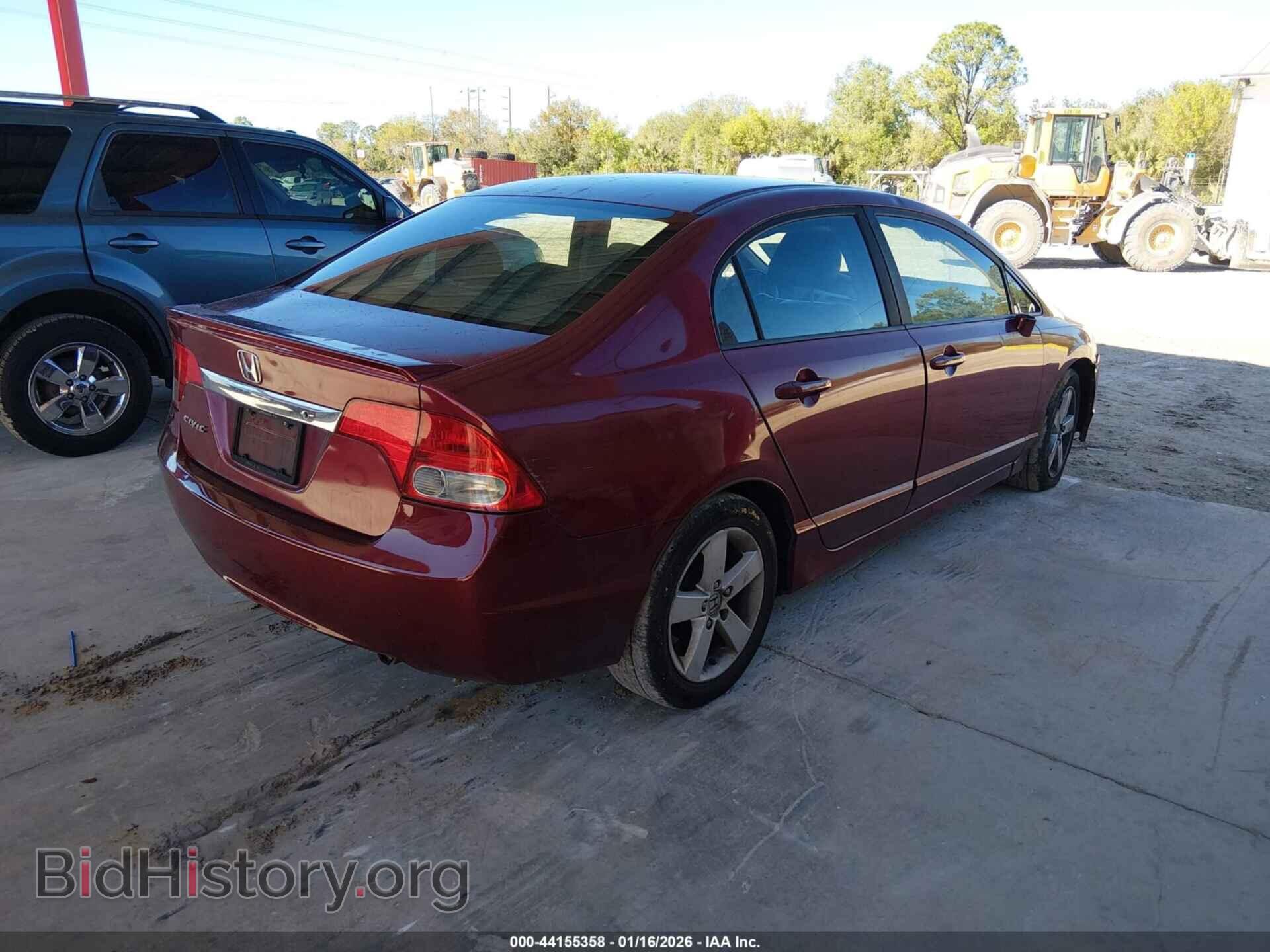 2011 HONDA CIVIC - VIN: 19XFA1F6XBE008643 - Фото 4