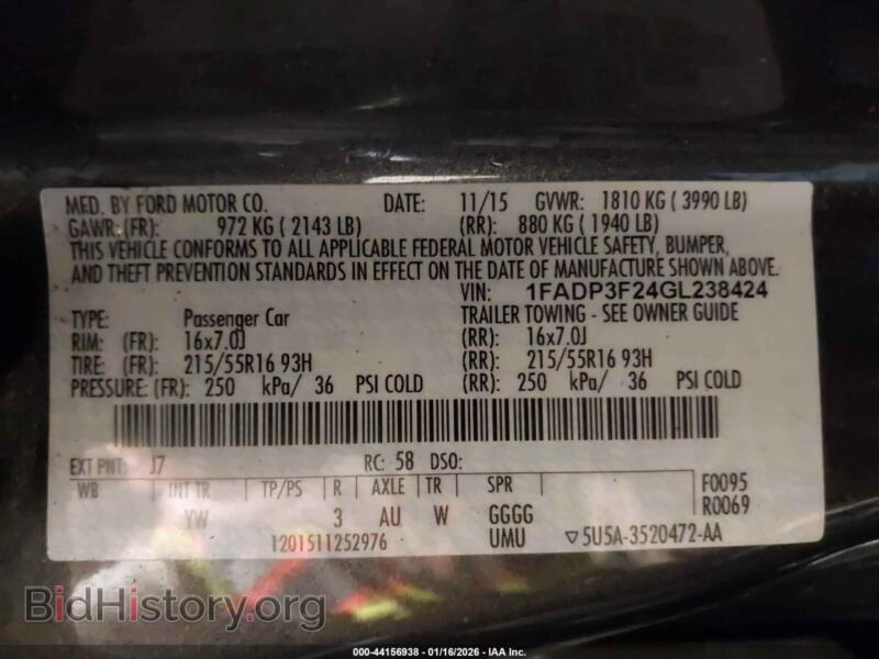 2016 Ford FOCUS (VIN 1FADP3F24GL238424) — фото 9 из 16