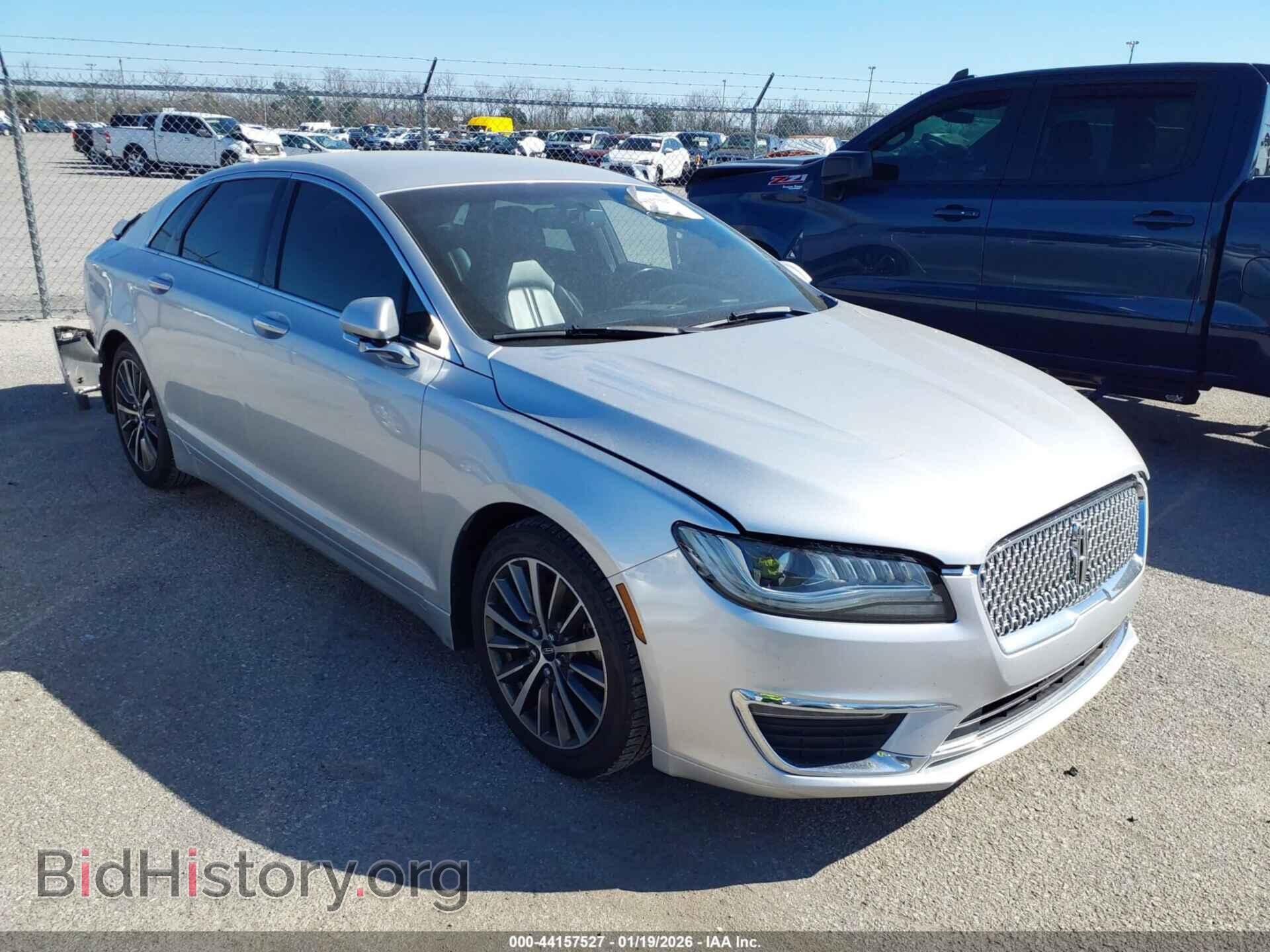 Photo 3LN6L5A90HR649770 - LINCOLN MKZ 2017