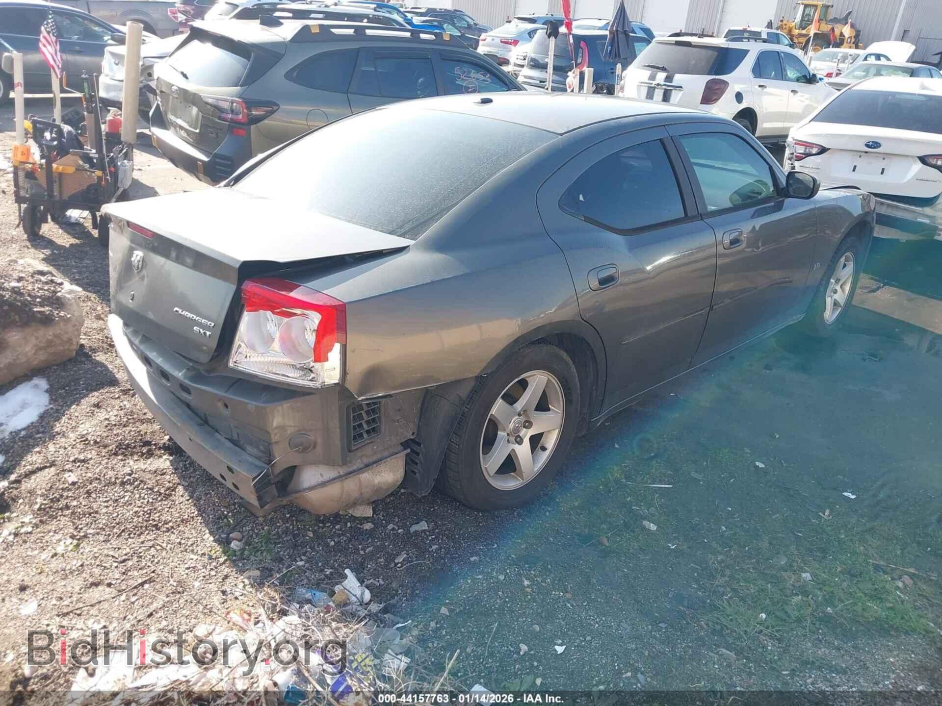 2010 DODGE CHARGER - VIN: 2B3CA3CV3AH202140 - Фото 4
