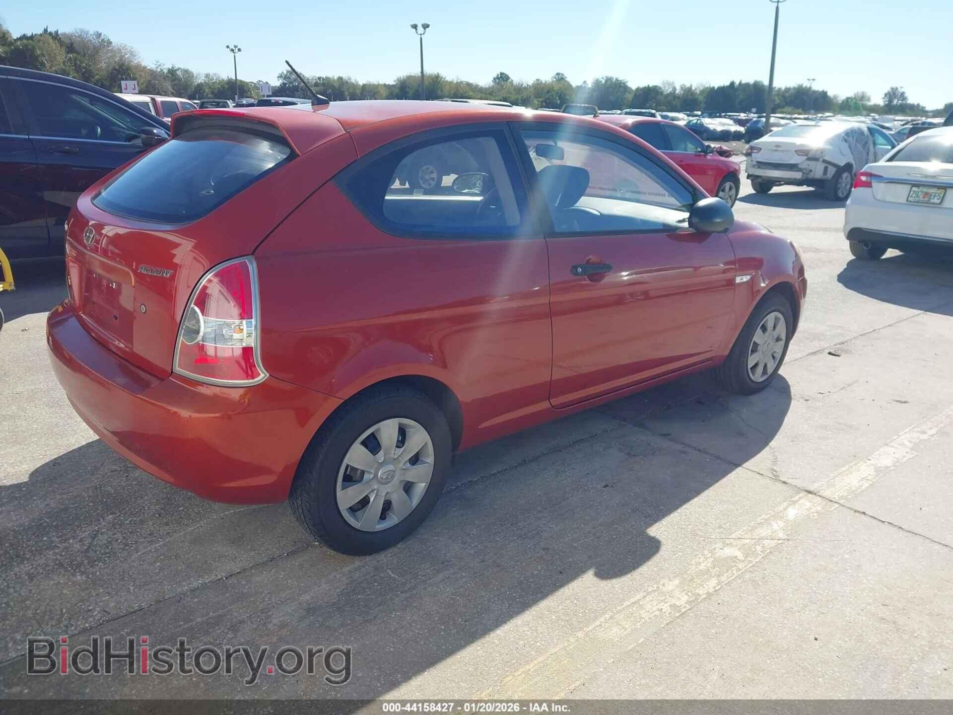 2007 HYUNDAI ACCENT - VIN: KMHCM36C37U044710 - Фото 4