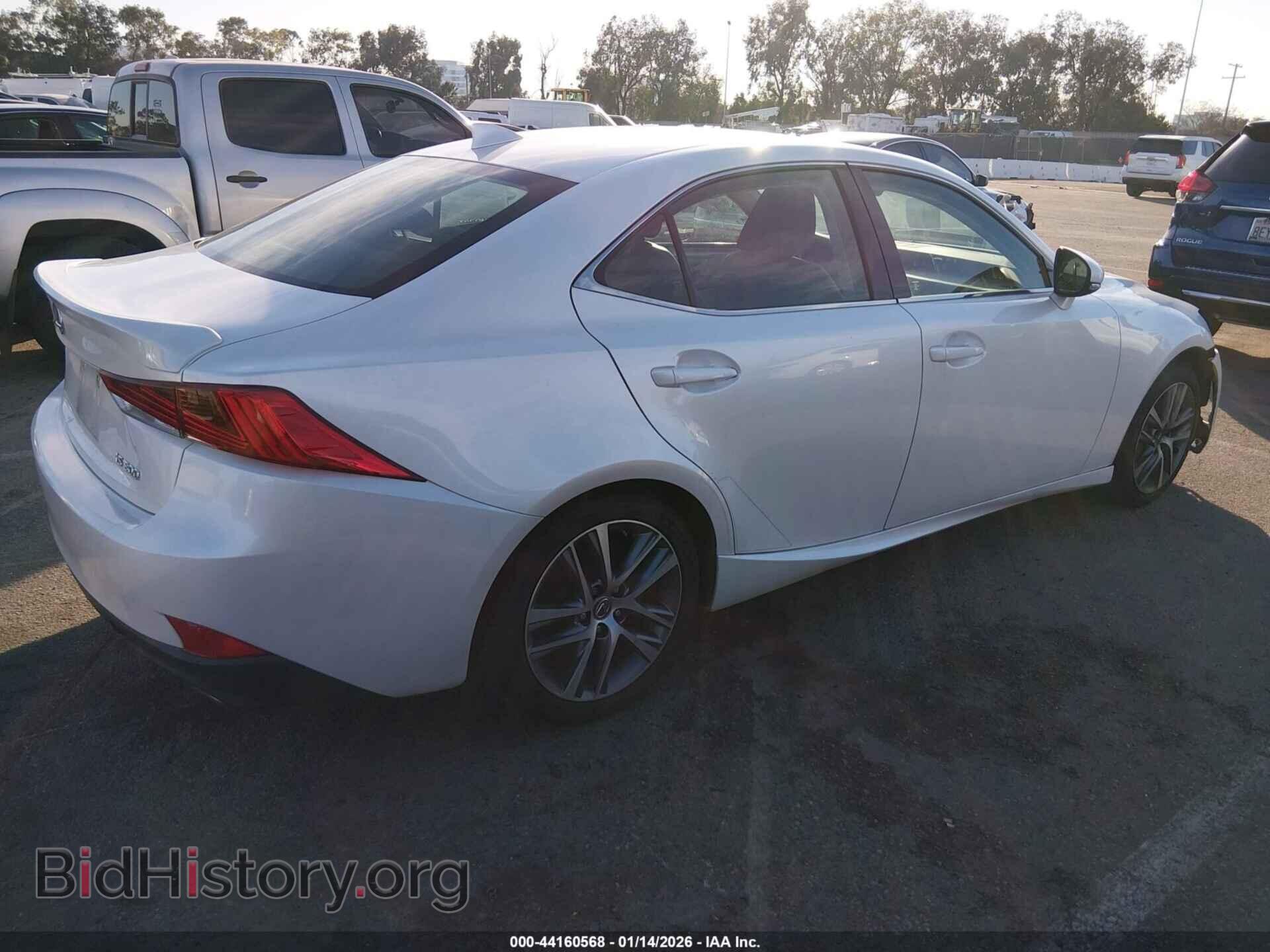 2018 LEXUS IS 300 - VIN: JTHBA1D27J5074574 - Фото 4