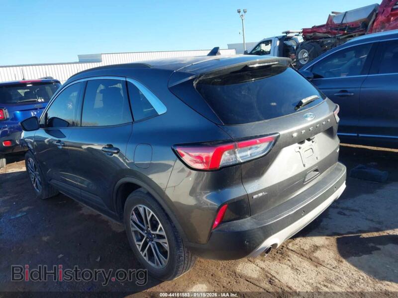 2020 Ford ESCAPE (VIN 1FMCU0H67LUA75670) — фото 3 из 17