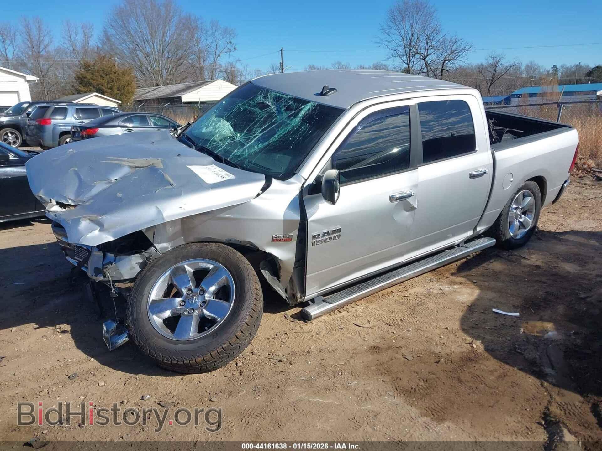 2016 RAM 1500 - VIN: 3C6RR7LTXGG332326 - Фото 2