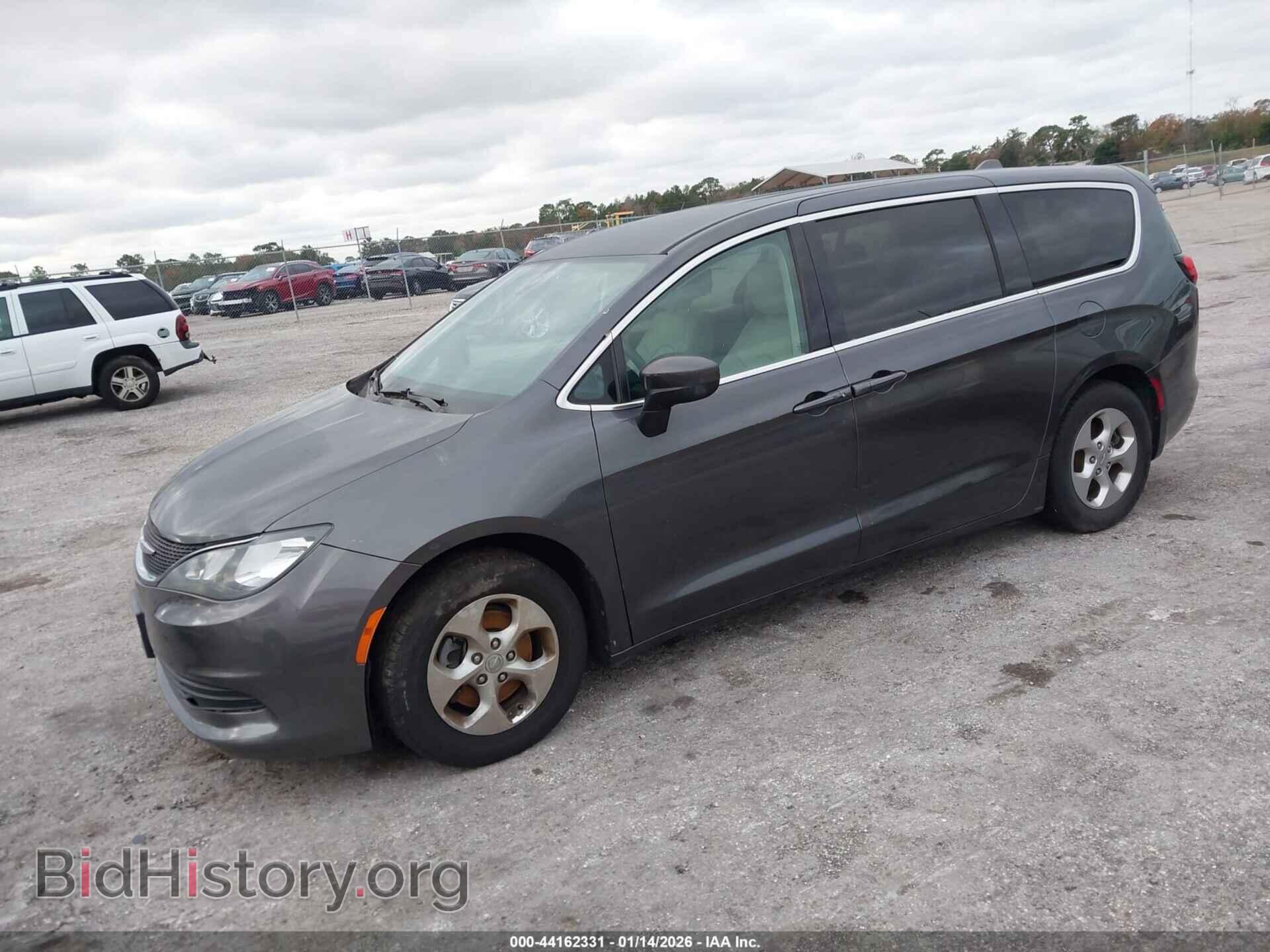 2017 CHRYSLER PACIFICA - VIN: 2C4RC1CG7HR521702 - Photo 2