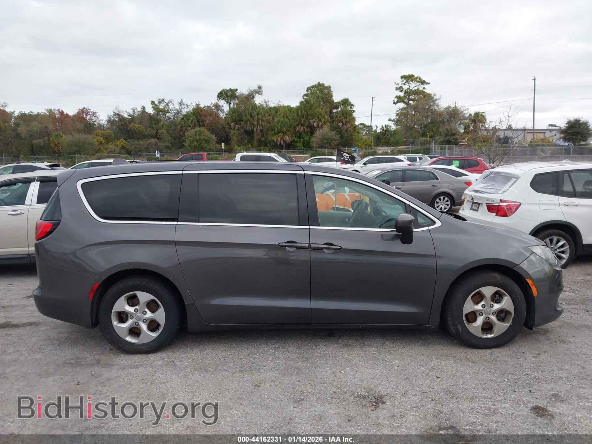 2017 CHRYSLER PACIFICA - VIN: 2C4RC1CG7HR521702 - Photo 12