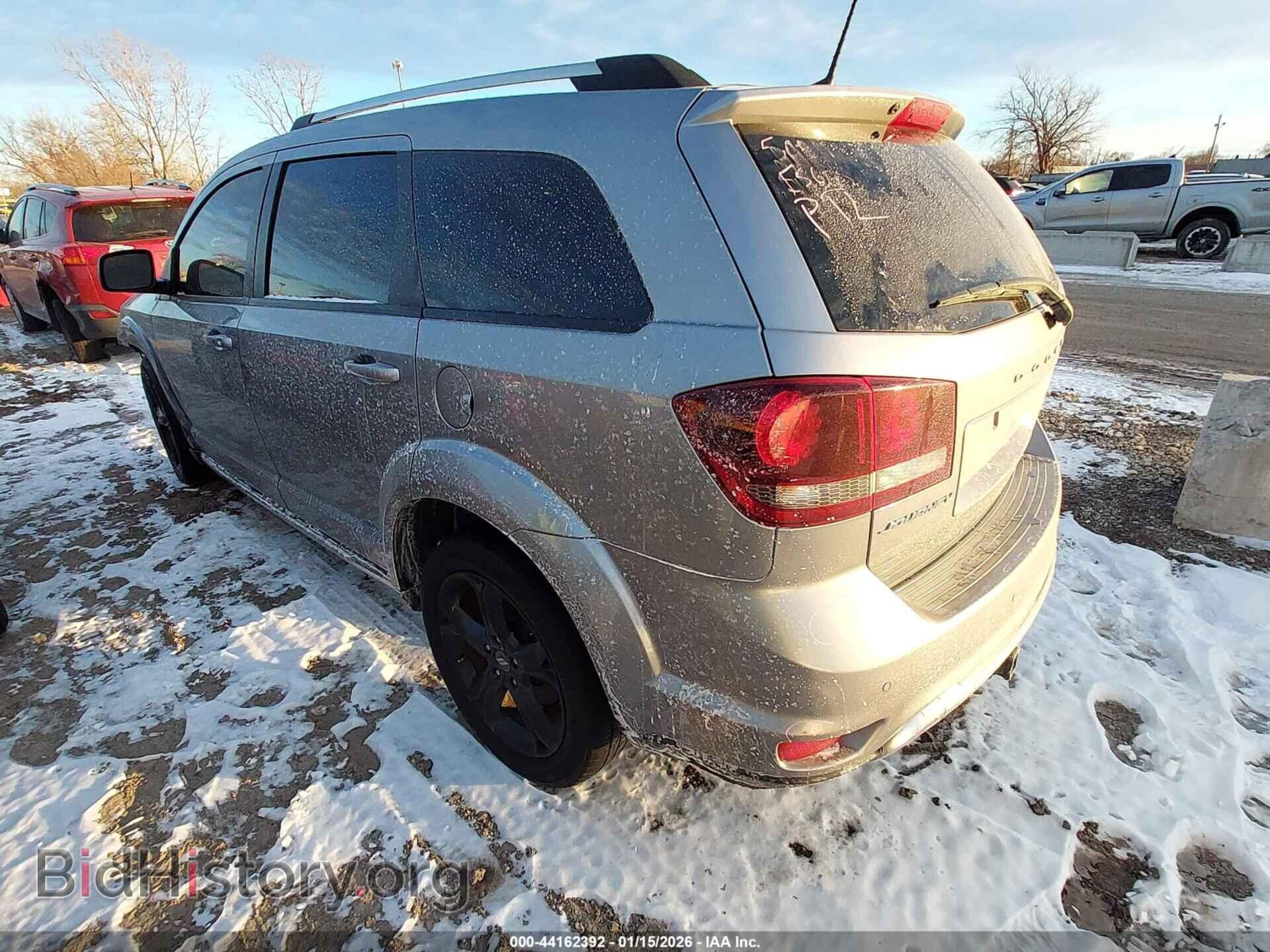 2020 DODGE JOURNEY - VIN: 3C4PDCGB6LT267873 - Фото 3