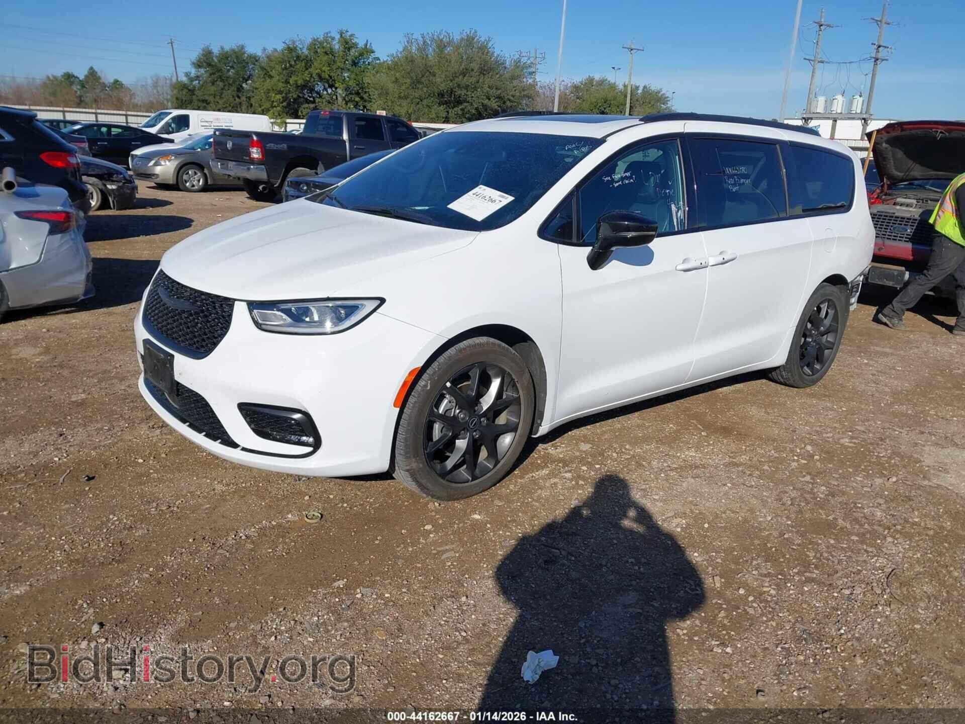2025 CHRYSLER PACIFICA - VIN: 2C4RC1GG8SR561885 - Фото 2