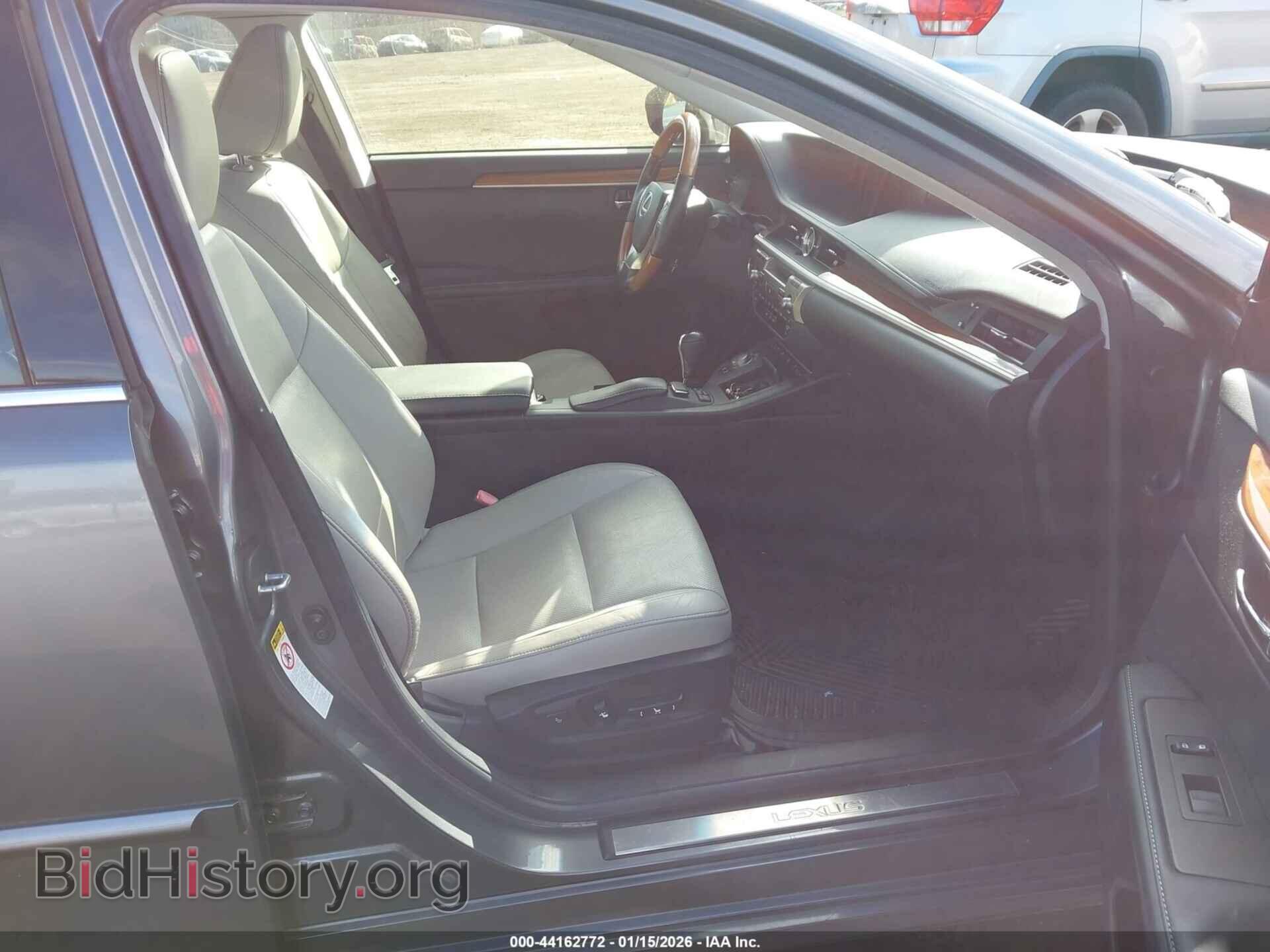 2014 LEXUS ES 300H - VIN: JTHBW1GG3E2039028 - Photo 5