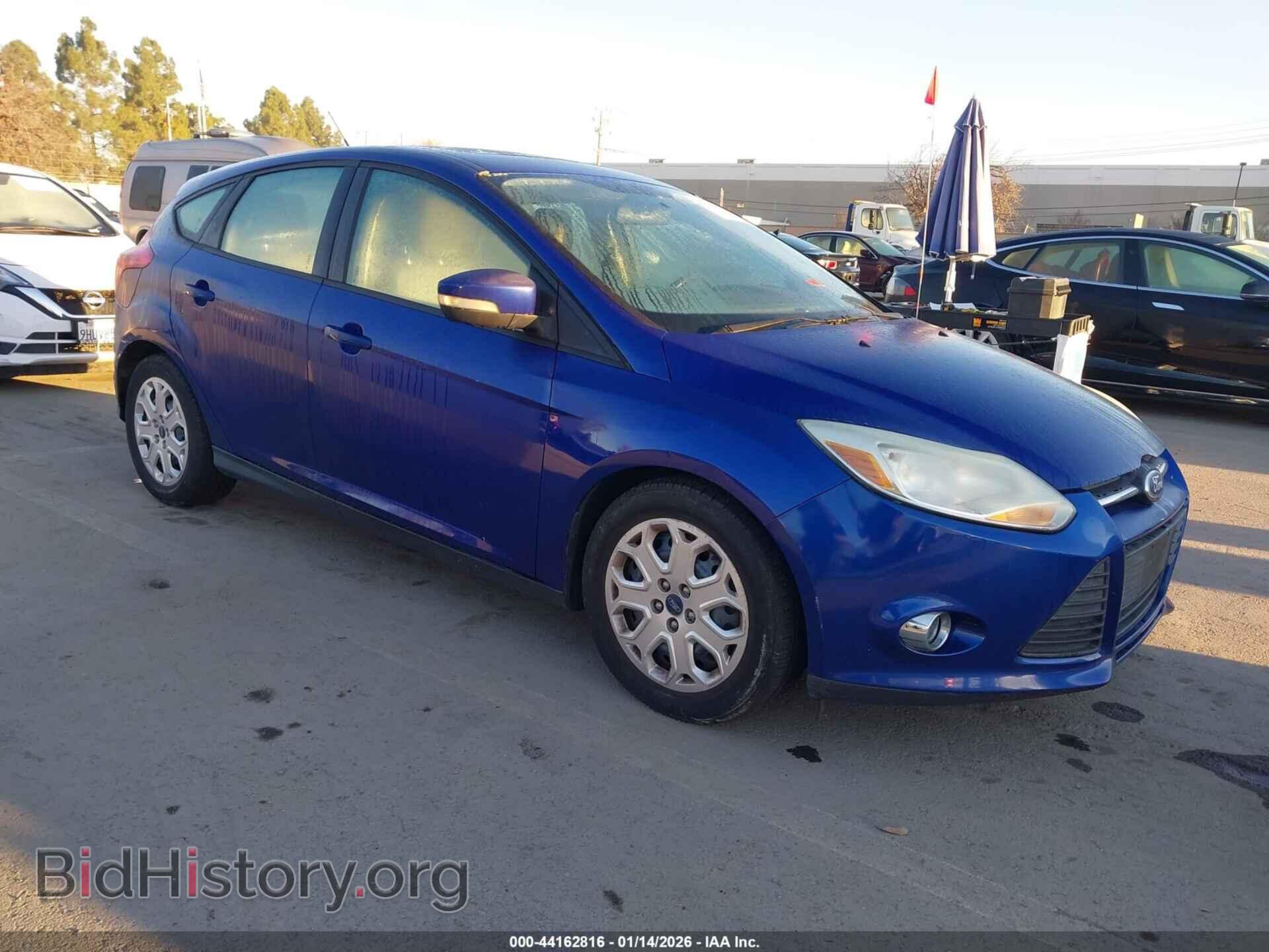 Photo 1FAHP3K2XCL271042 - FORD FOCUS 2012