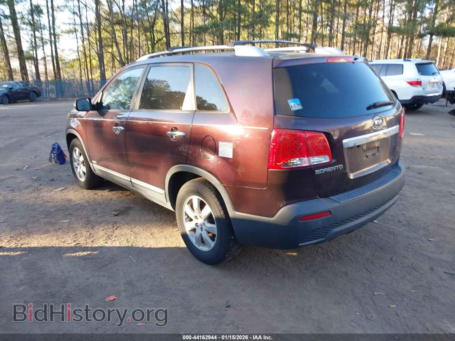 2012 KIA SORENTO - VIN: 5XYKTDA64CG202204 - Фото 3