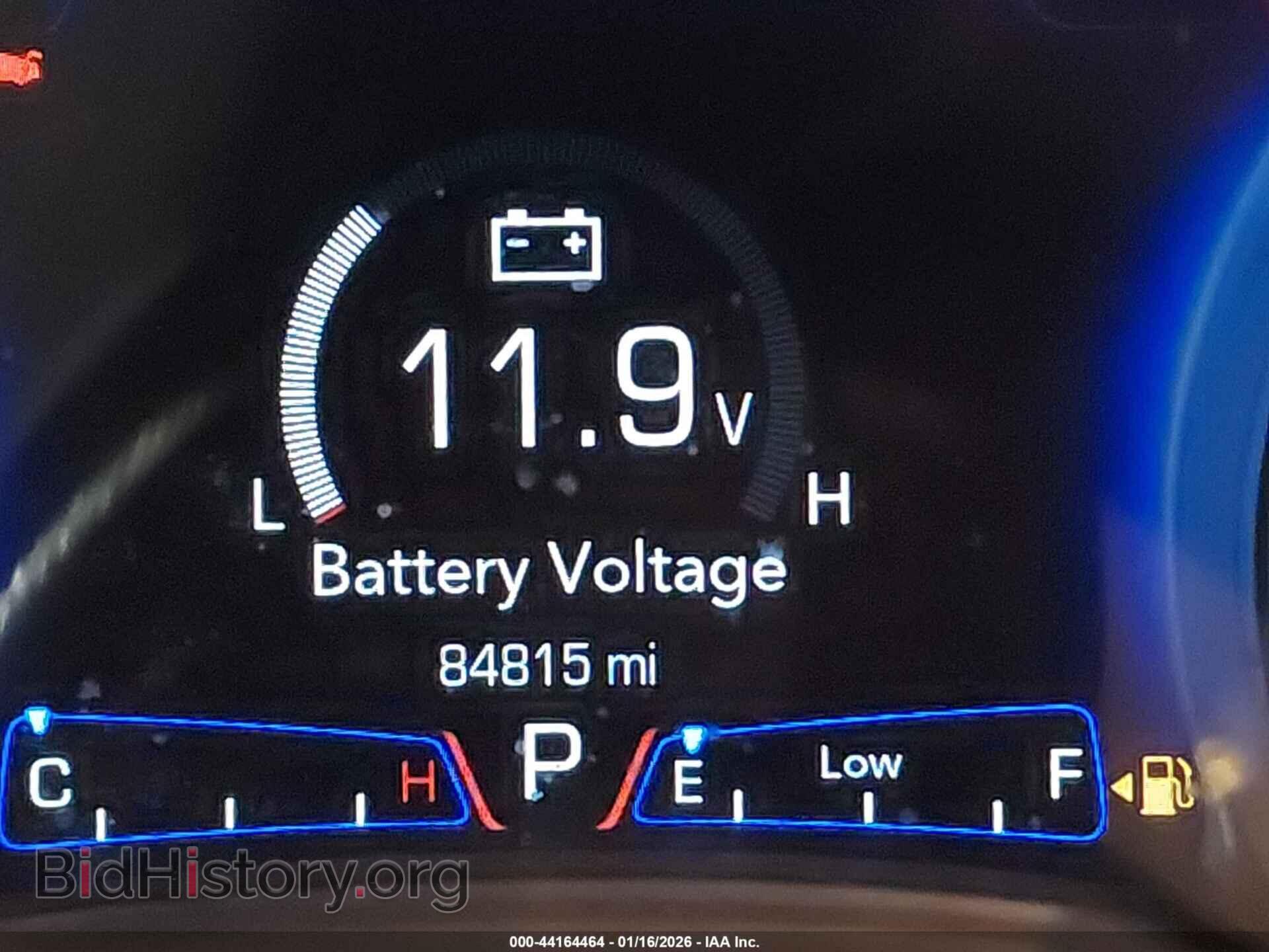 2018 CHRYSLER 300 - VIN: 2C3CCAGG2JH149444 - Фото 15