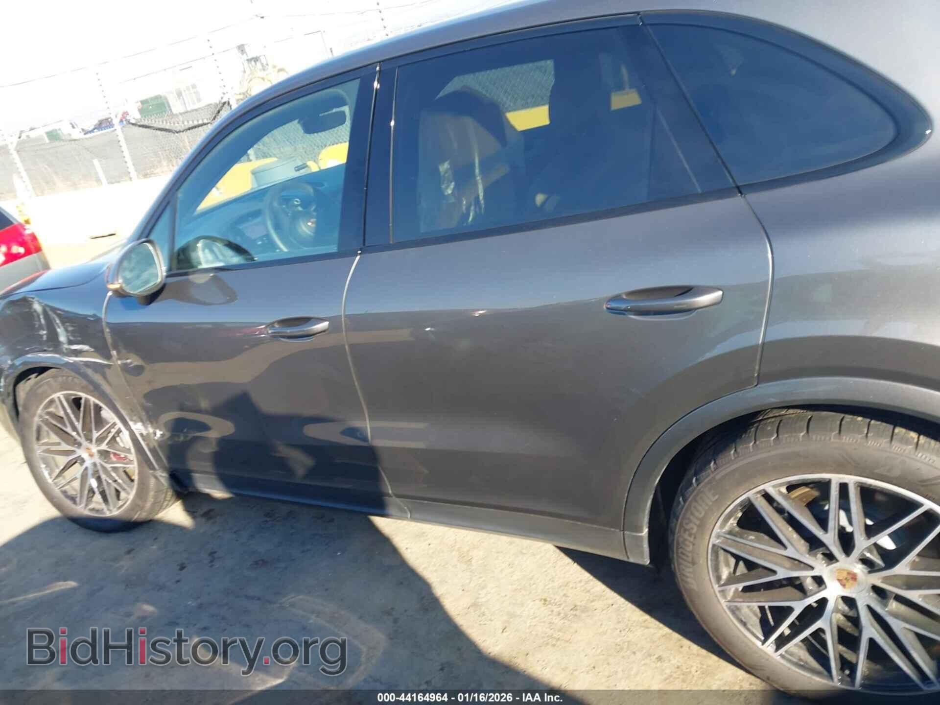2025 PORSCHE CAYENNE - VIN: WP1AA2AY6SDA00256 - Photo 14
