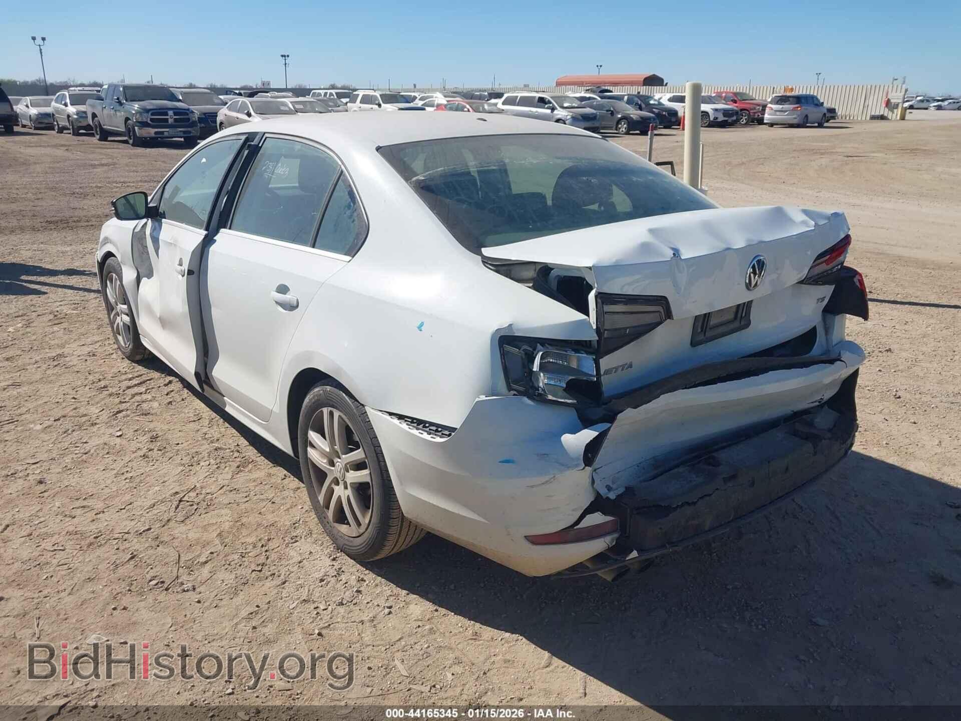 2017 VOLKSWAGEN JETTA - VIN: 3VW2B7AJ7HM333045 - Фото 3