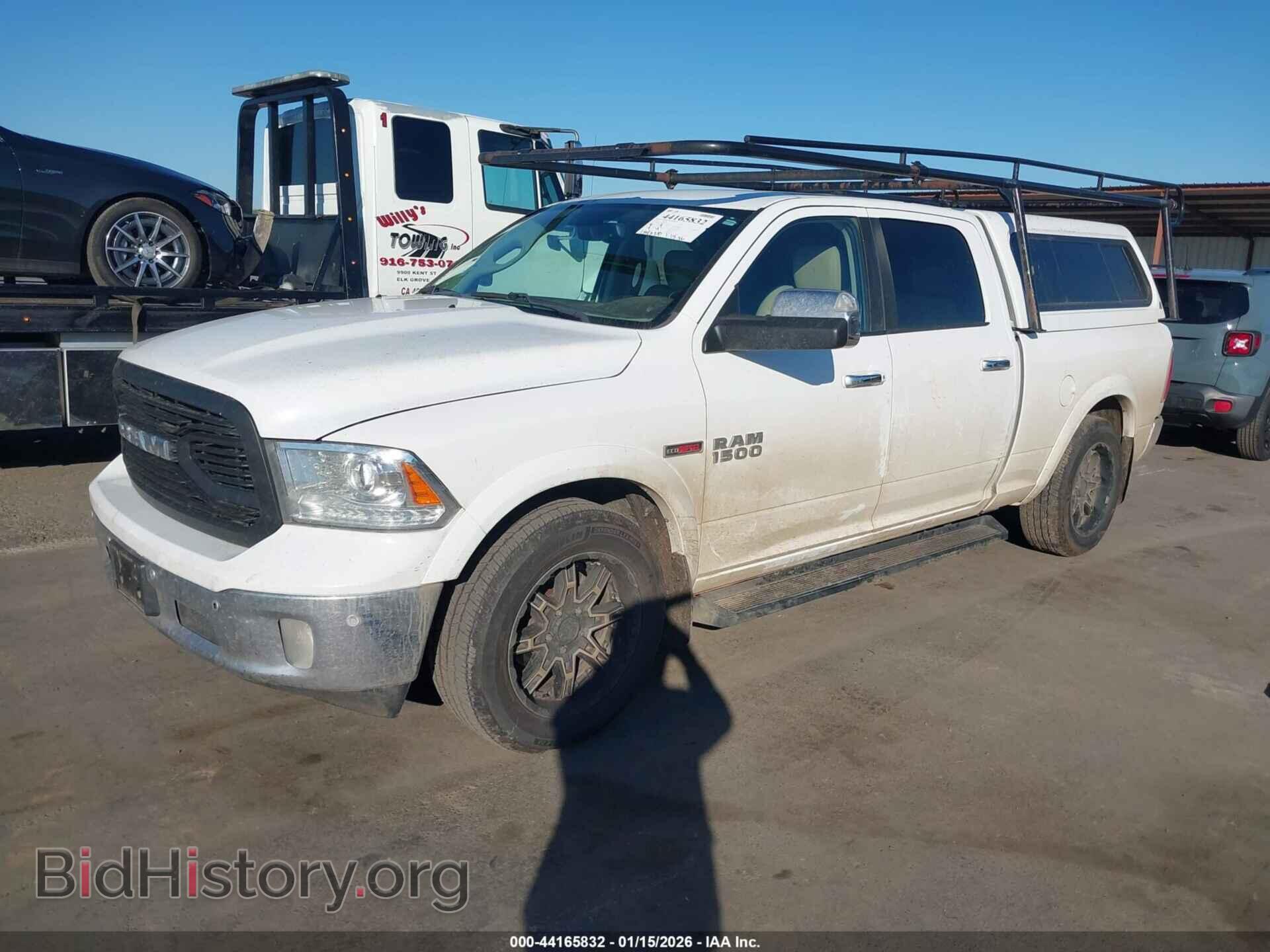 2018 RAM 1500 - VIN: 1C6RR7VM3JS356022 - Фото 2