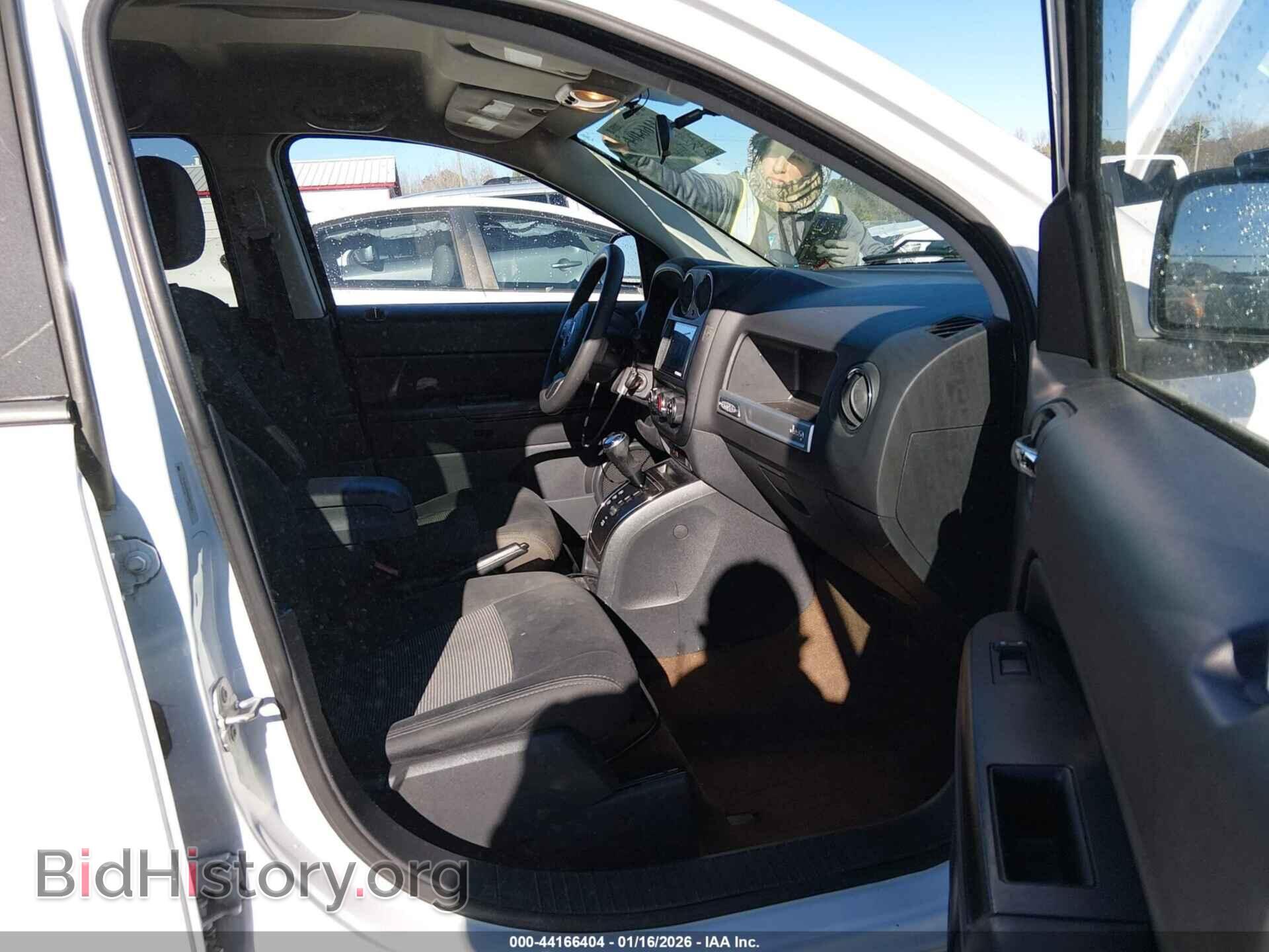 2014 JEEP COMPASS - VIN: 1C4NJCBA2ED881746 - Photo 5