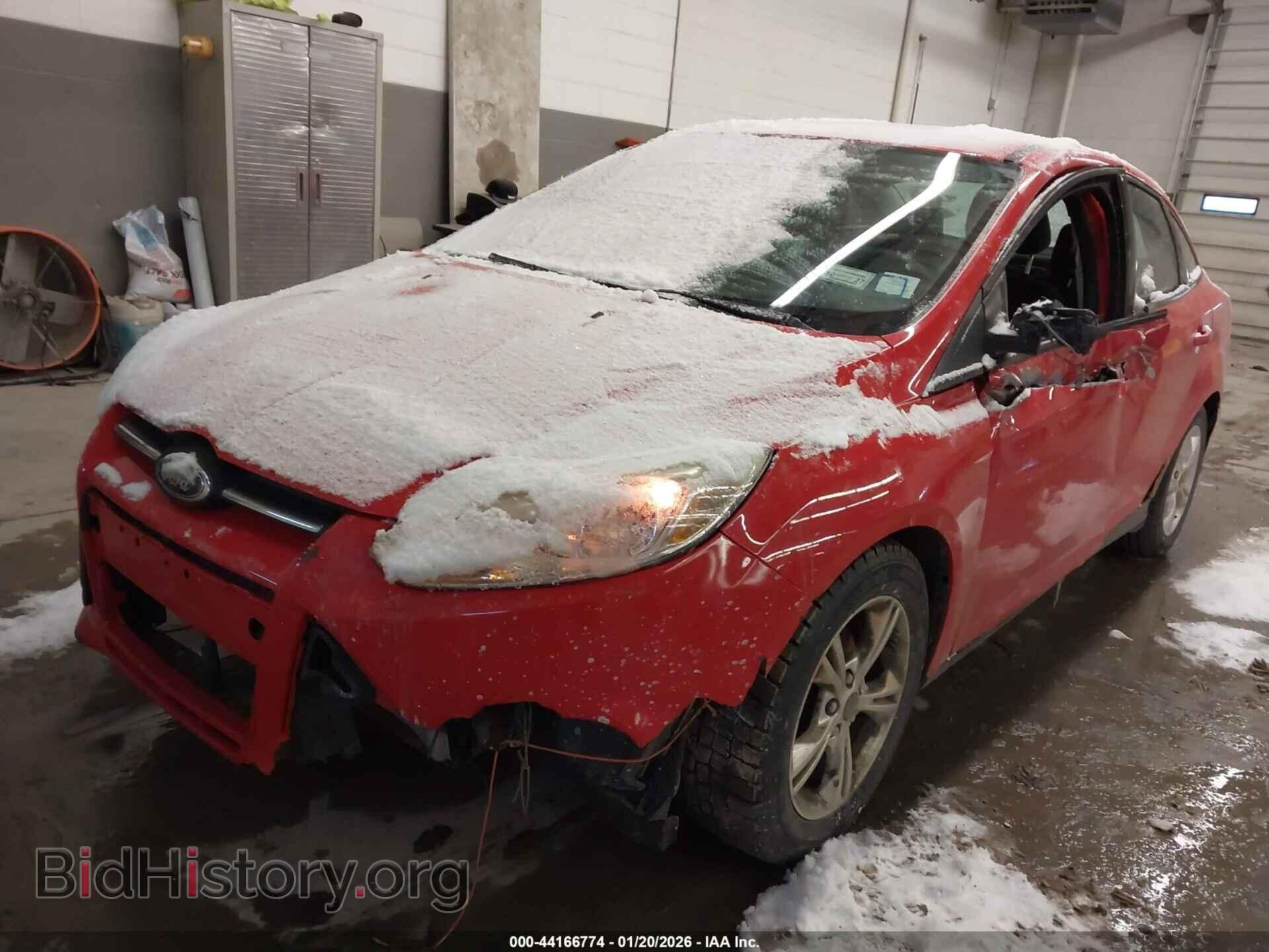 2014 FORD FOCUS - VIN: 1FADP3F2XEL392701 - Фото 2