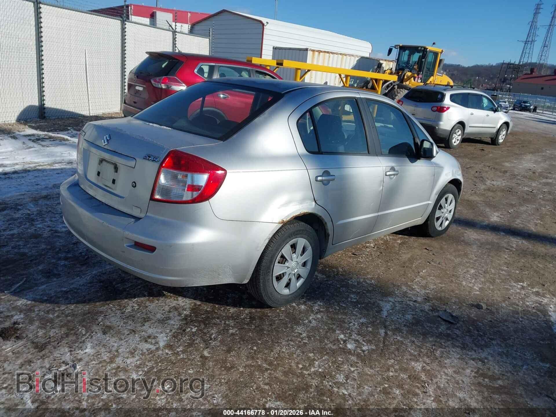 2010 SUZUKI SX4 - VIN: JS2YC5A22A6300859 - Фото 4