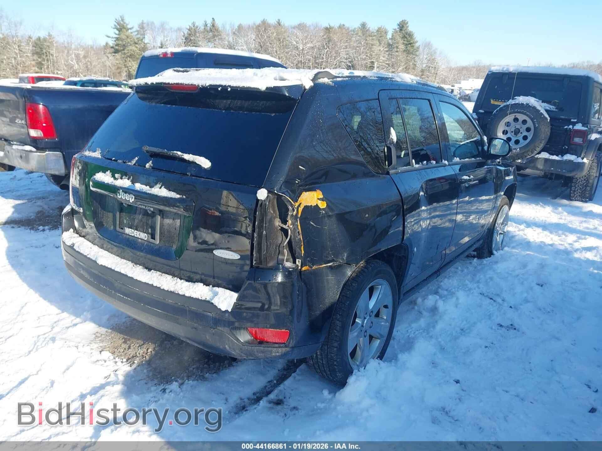 2014 JEEP COMPASS - VIN: 1C4NJDEB1ED817367 - Фото 4
