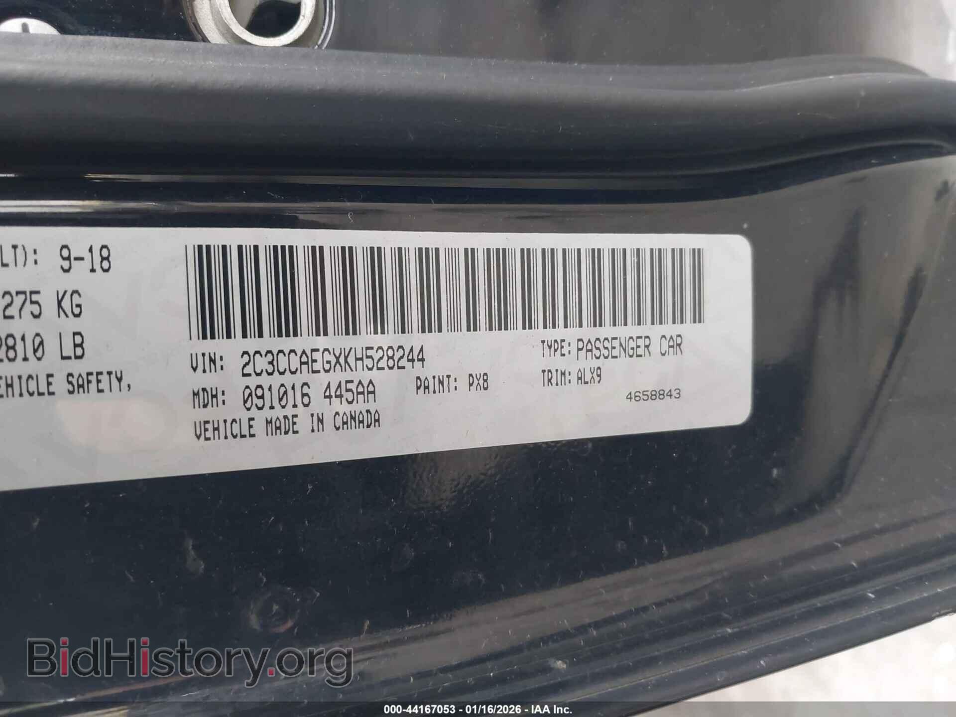 2019 CHRYSLER 300 - VIN: 2C3CCAEGXKH528244 - Фото 9