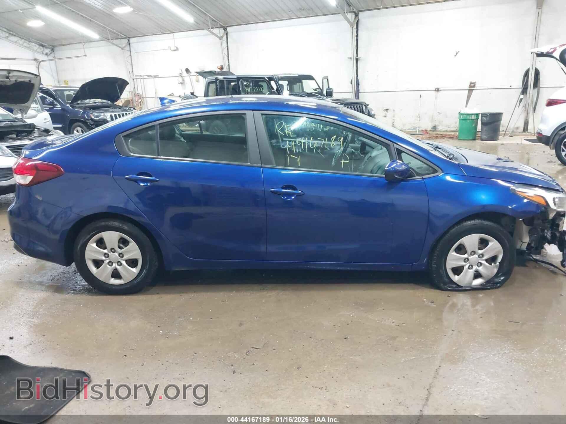 2017 KIA FORTE - VIN: 3KPFK4A78HE139108 - Фото 13