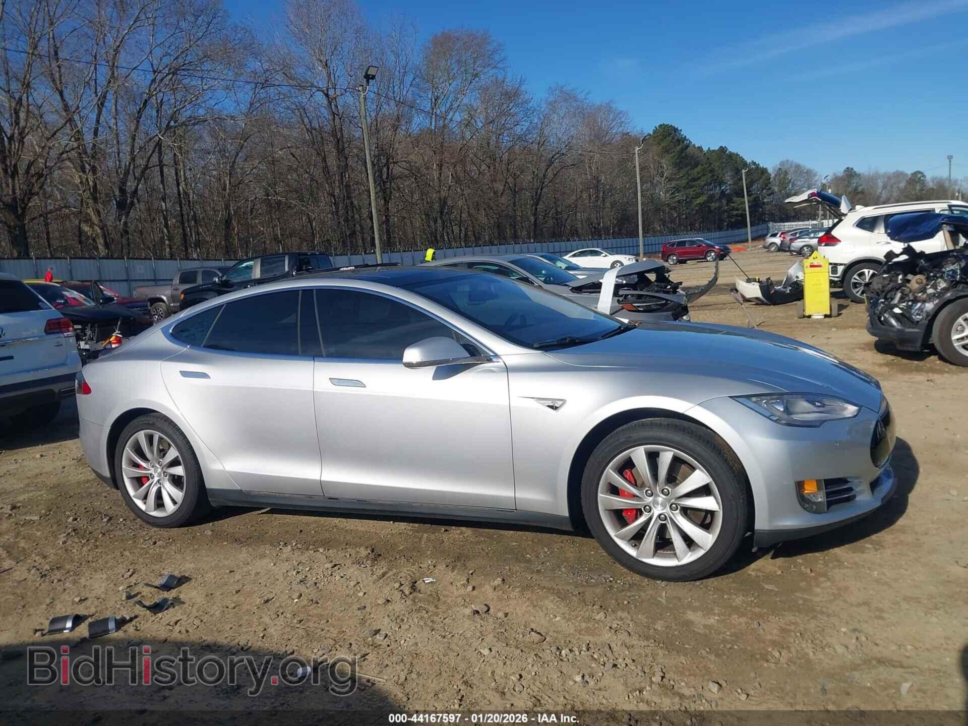 2014 TESLA MODEL S - VIN: 5YJSA1H18EFP40901 - Фото 13