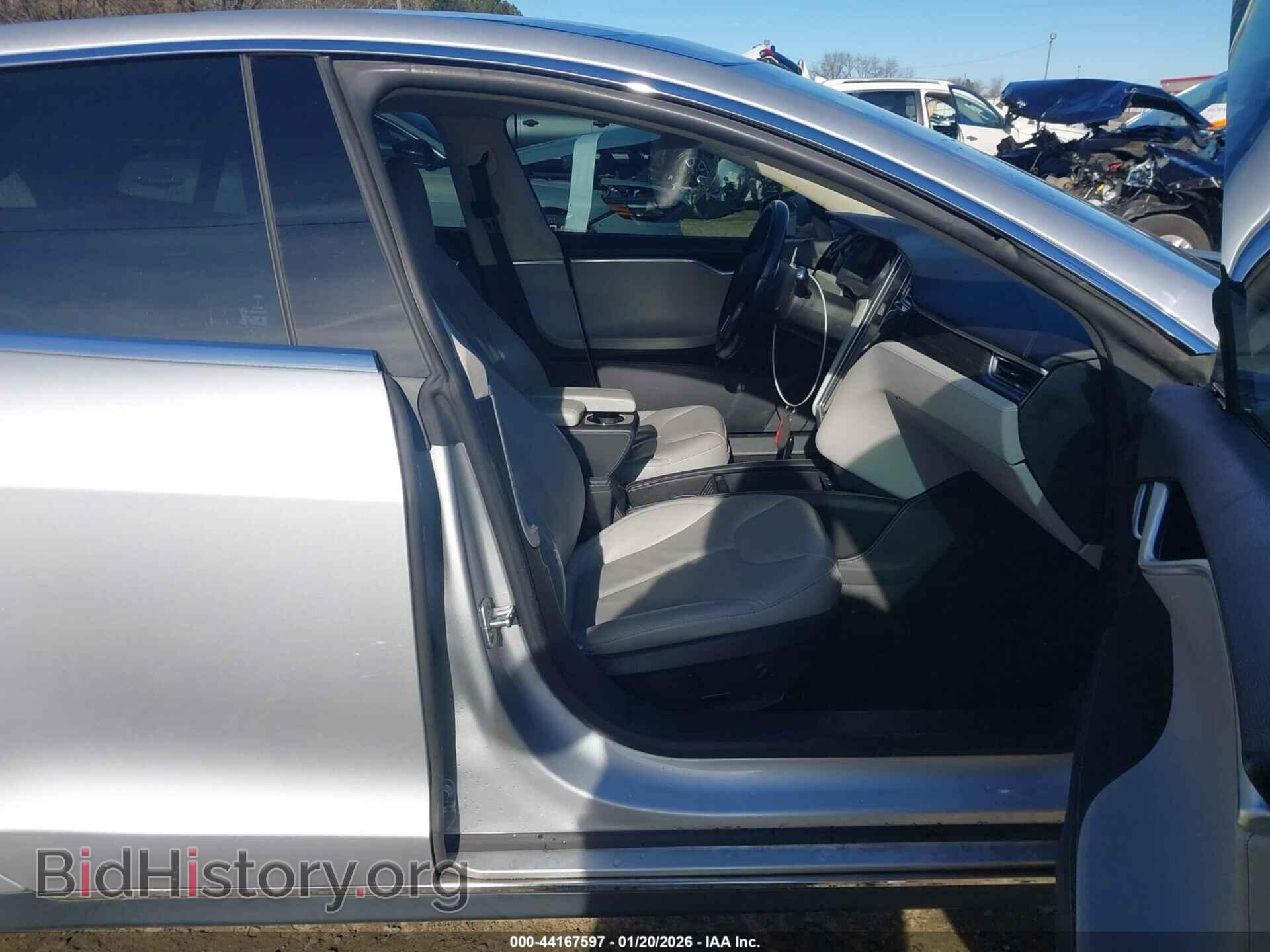 2014 TESLA MODEL S - VIN: 5YJSA1H18EFP40901 - Фото 5