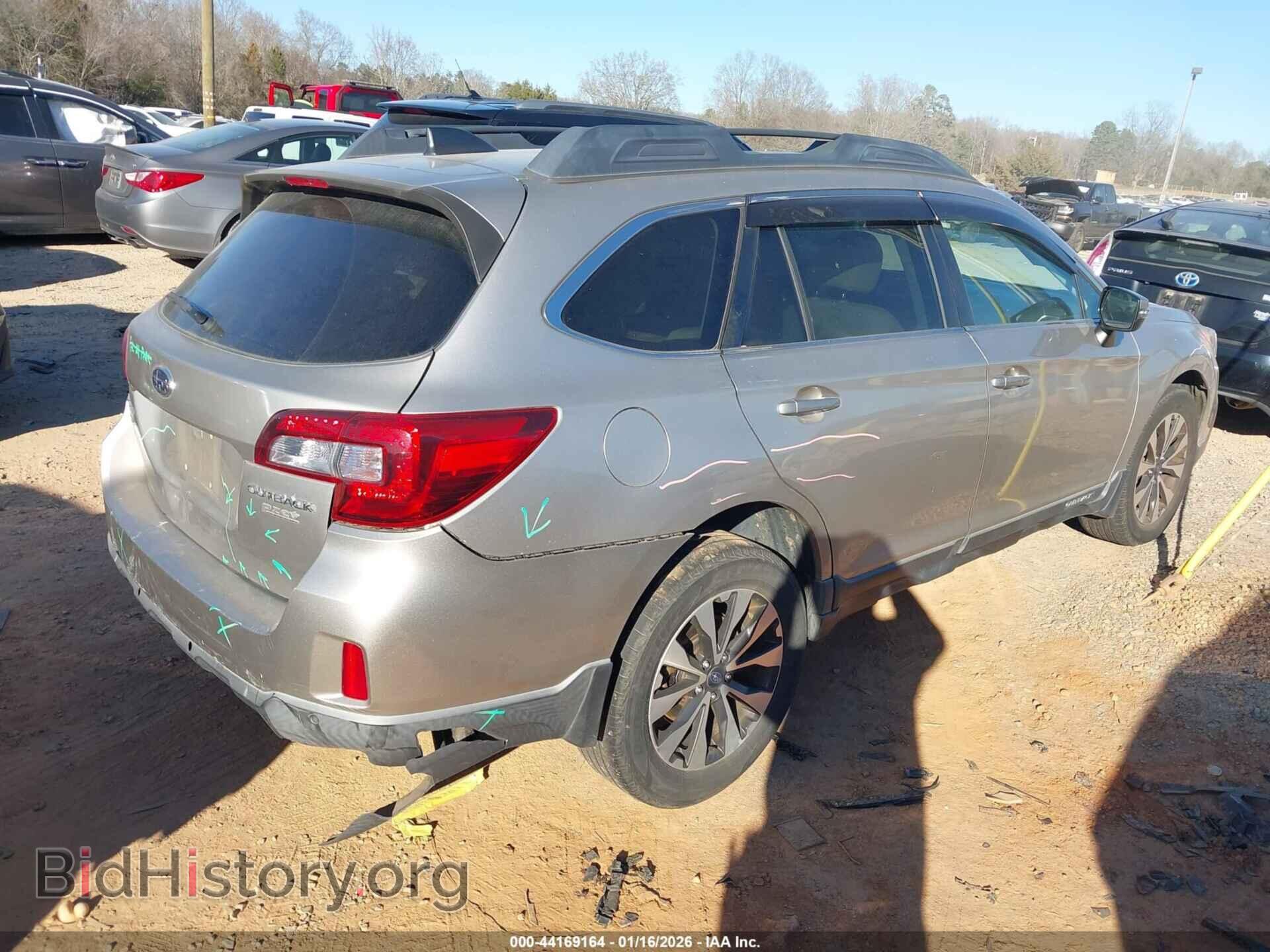 2017 SUBARU OUTBACK - VIN: 4S4BSANC1H3420142 - Фото 4