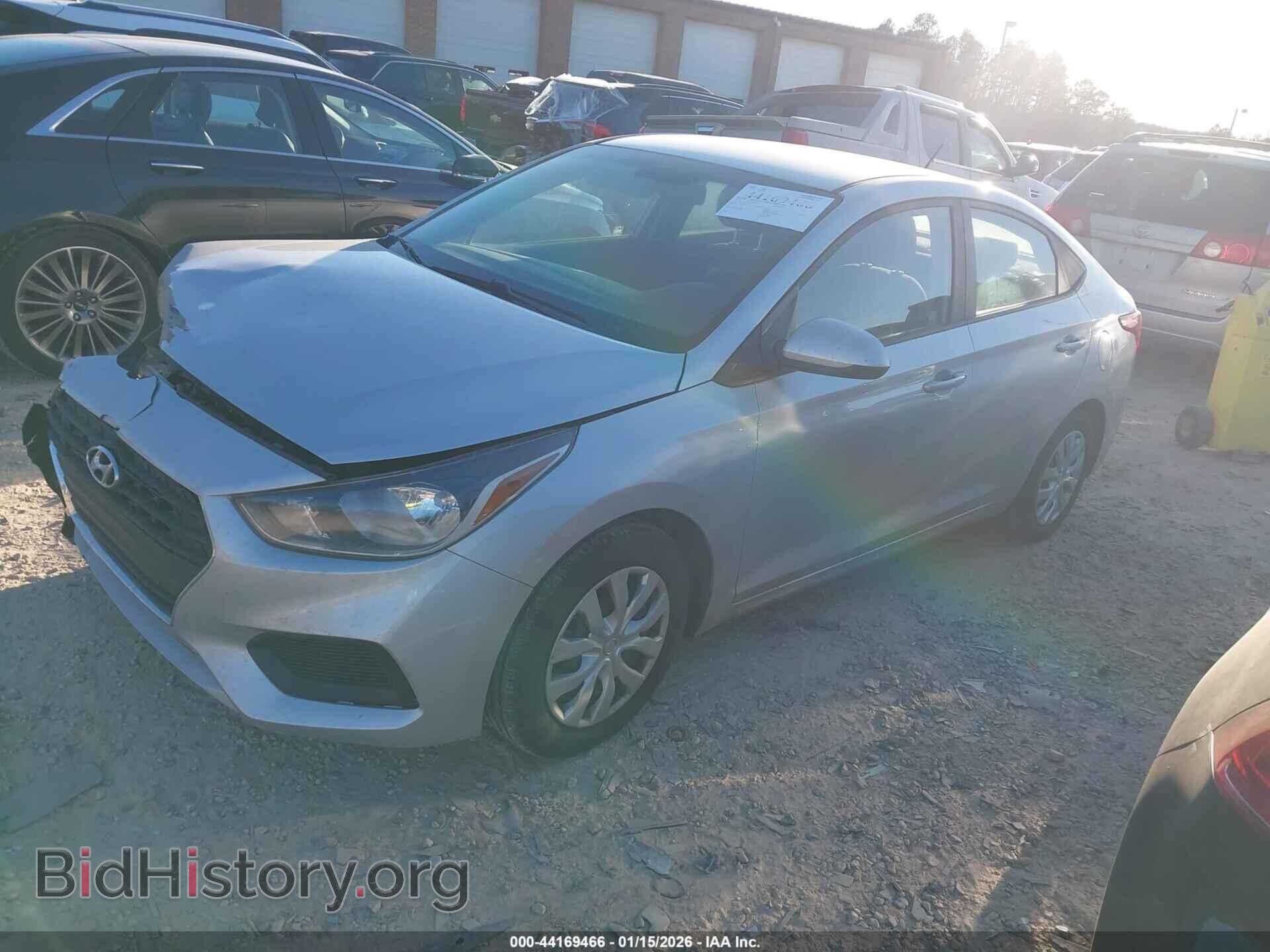 2018 HYUNDAI ACCENT - VIN: 3KPC24A3XJE013743 - Фото 2