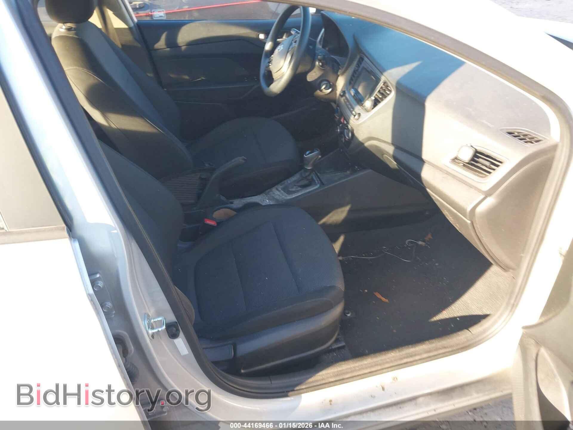 2018 HYUNDAI ACCENT - VIN: 3KPC24A3XJE013743 - Фото 5