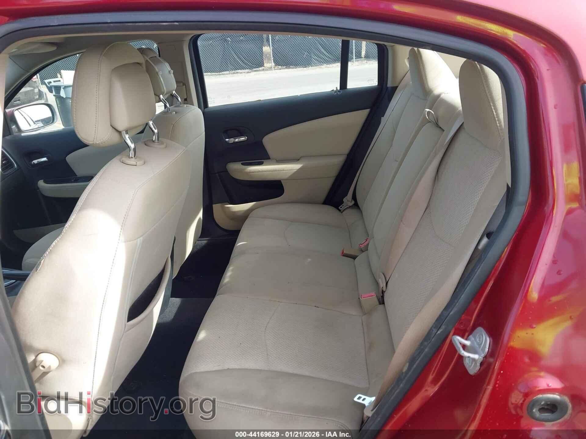 2013 CHRYSLER 200 - VIN: 1C3CCBBB6DN516570 - Photo 8