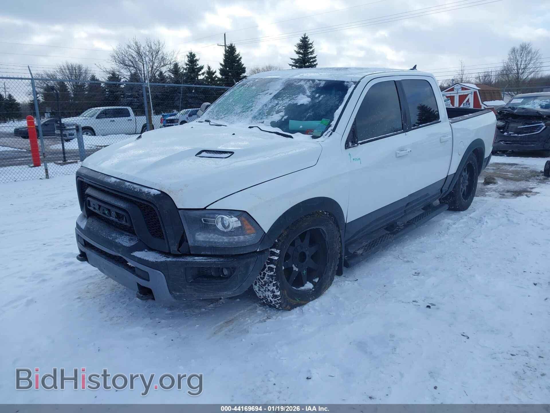 2016 RAM 1500 - VIN: 1C6RR7YT4GS100175 - Фото 2