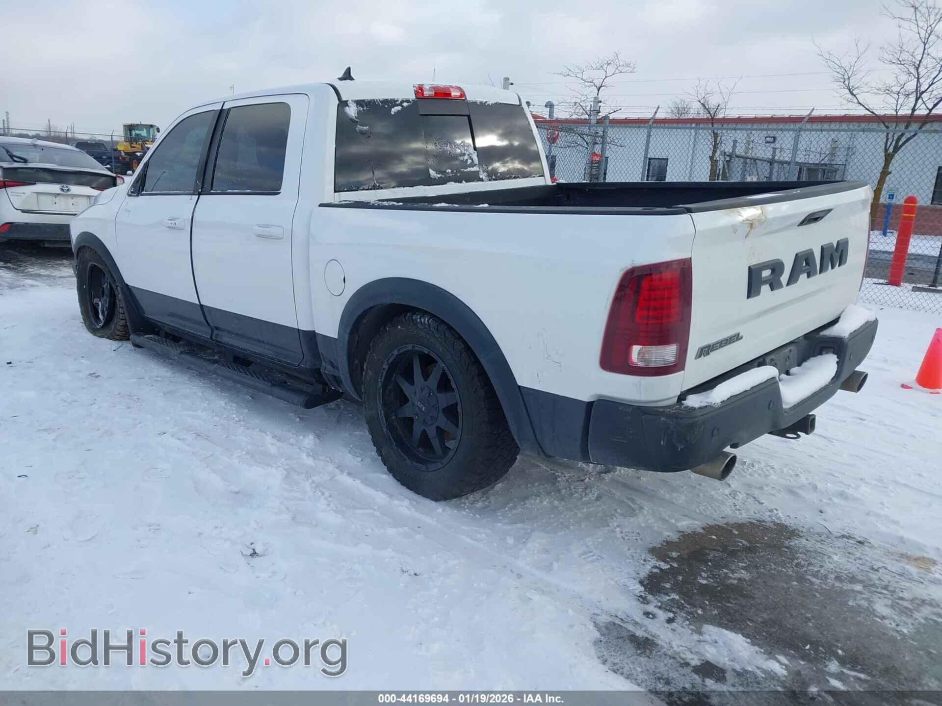 2016 RAM 1500 - VIN: 1C6RR7YT4GS100175 - Фото 3