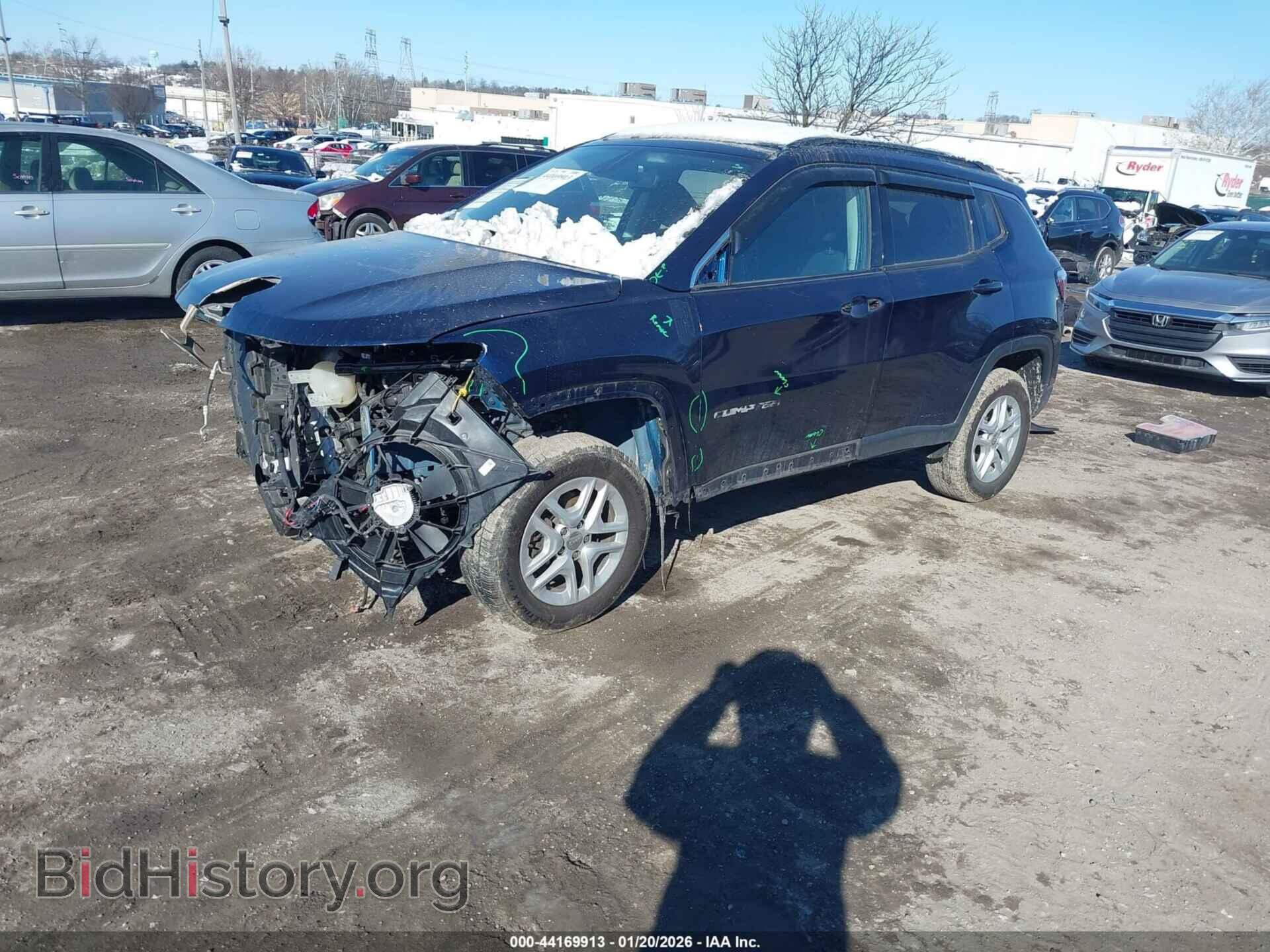 2019 JEEP COMPASS - VIN: 3C4NJDAB2KT598723 - Фото 2