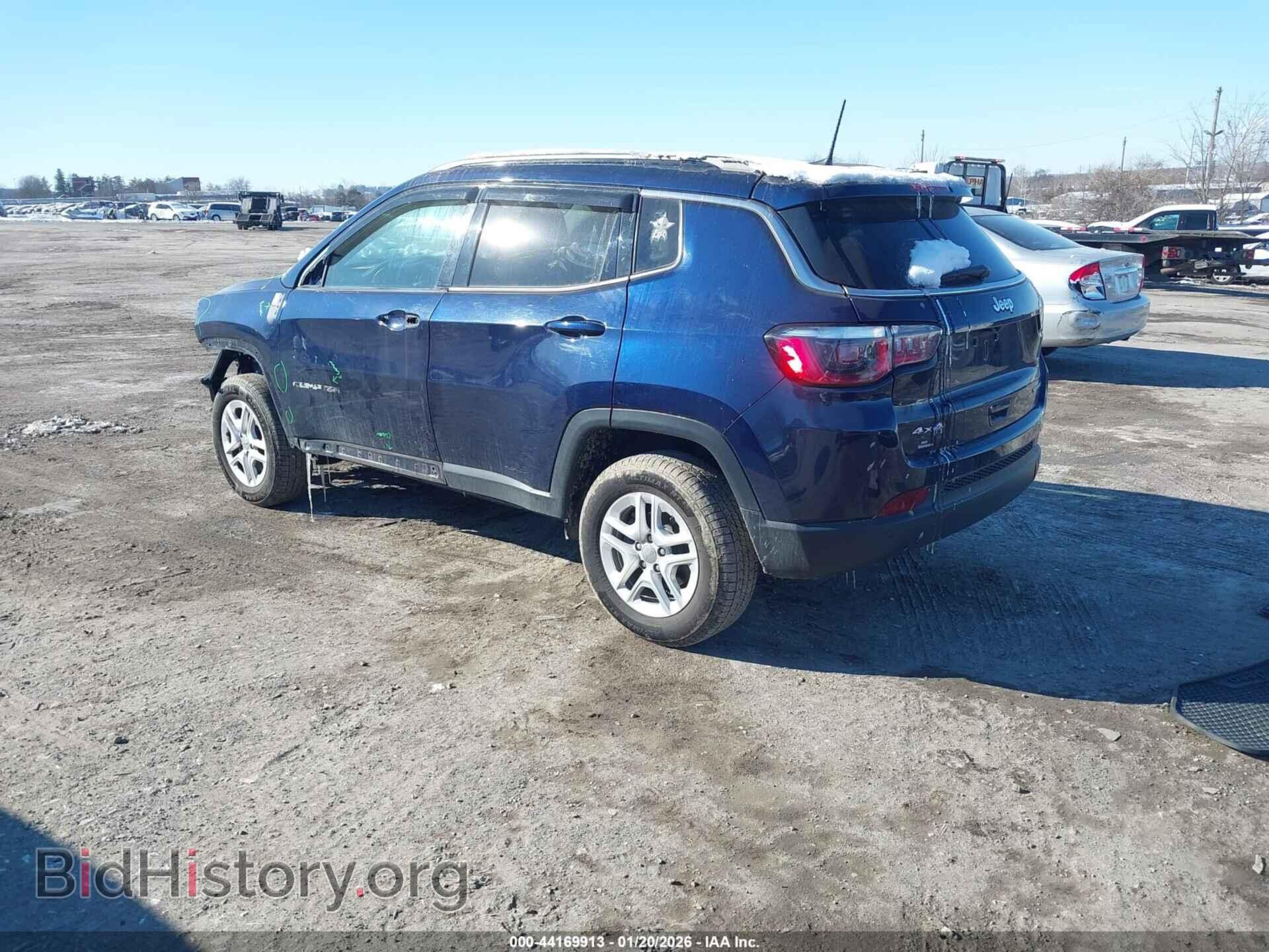 2019 JEEP COMPASS - VIN: 3C4NJDAB2KT598723 - Фото 3
