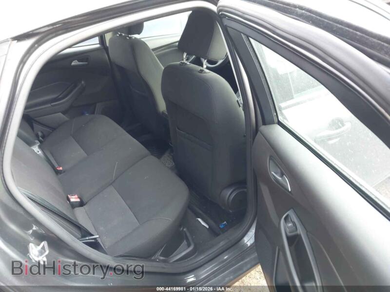2016 Ford FOCUS (VIN 1FADP3K27GL283573) — фото 8 из 11