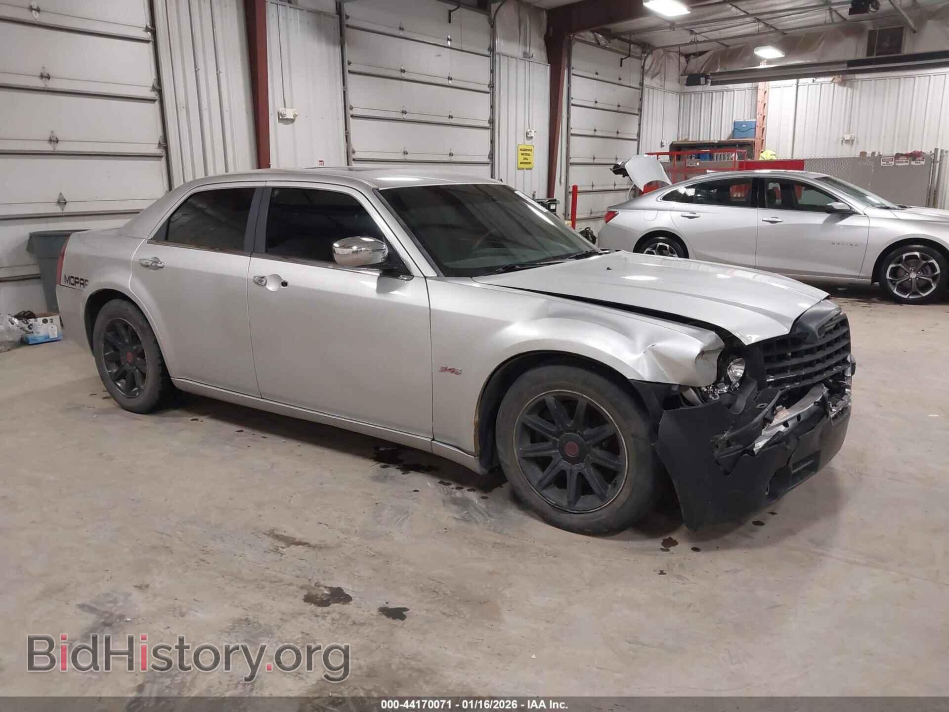 Фотография 2C3AA63H35H132490 - CHRYSLER 300C 2005