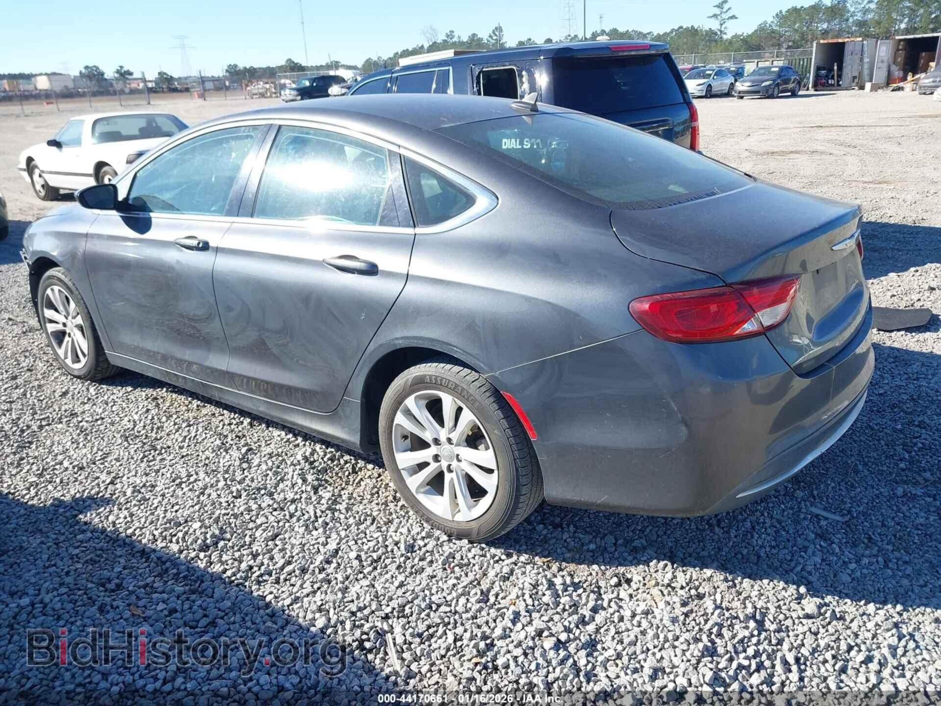 2016 CHRYSLER 200 - VIN: 1C3CCCAB1GN112376 - Фото 3