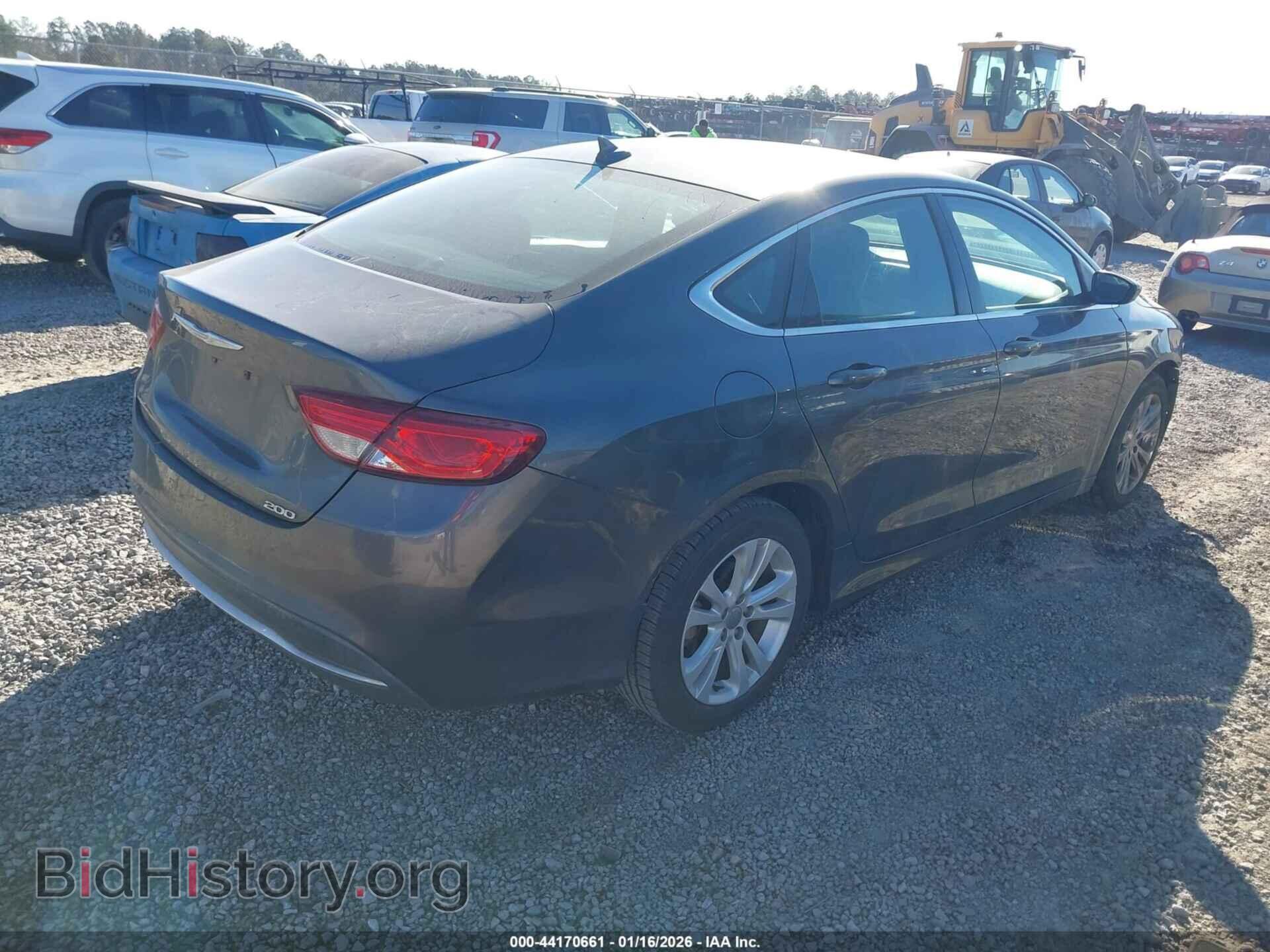 2016 CHRYSLER 200 - VIN: 1C3CCCAB1GN112376 - Фото 4