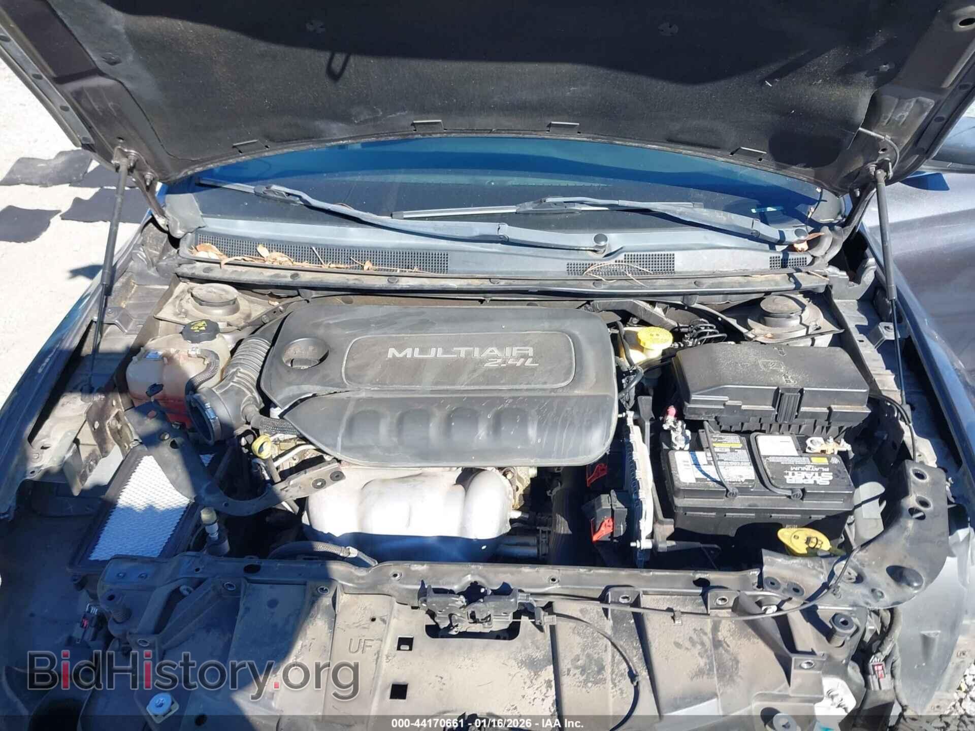 2016 CHRYSLER 200 - VIN: 1C3CCCAB1GN112376 - Фото 10