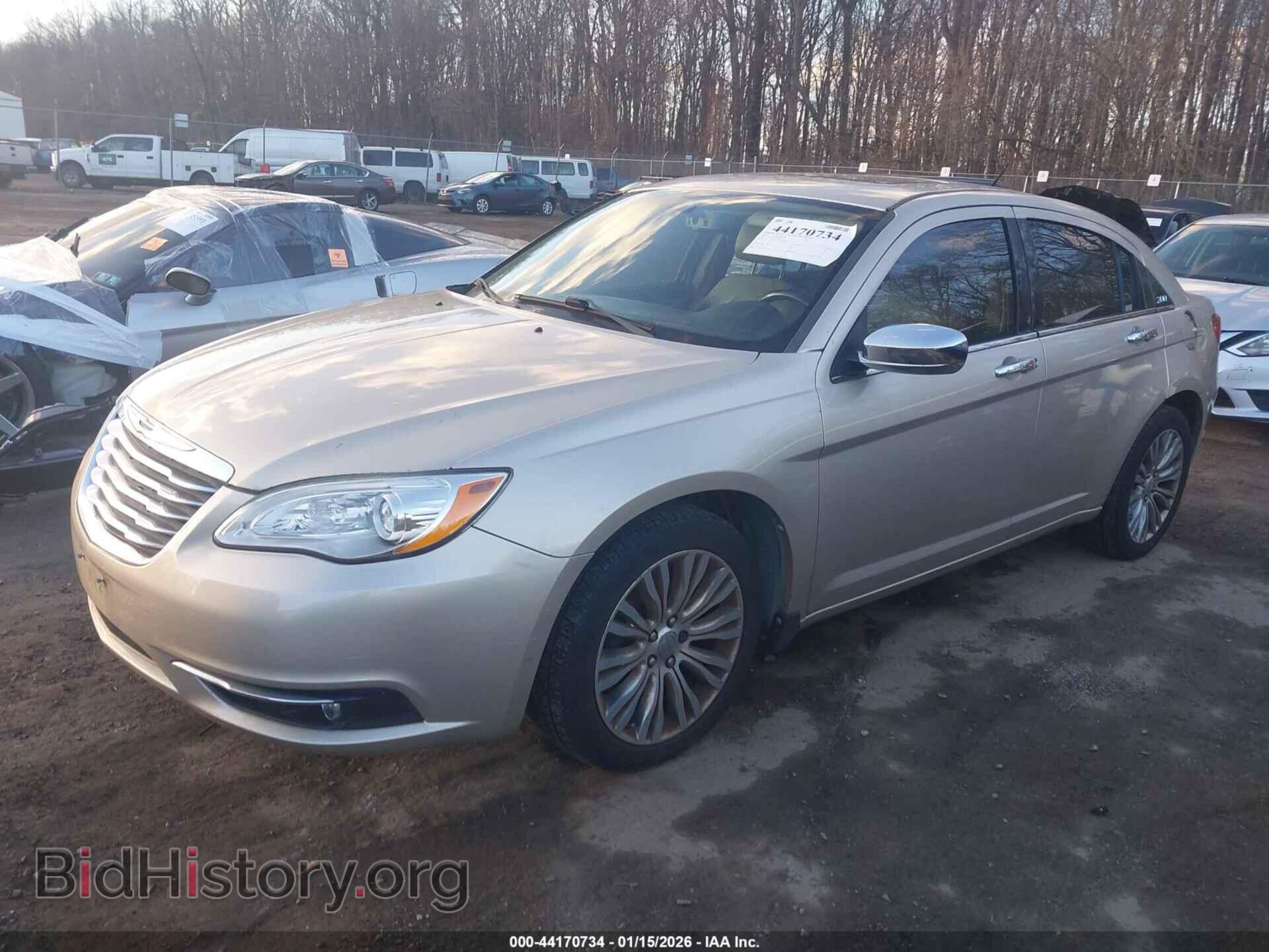 2013 CHRYSLER 200 - VIN: 1C3CCBCG3DN575120 - Photo 2