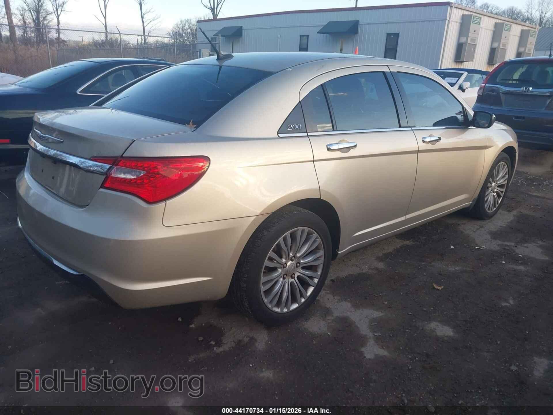 2013 CHRYSLER 200 - VIN: 1C3CCBCG3DN575120 - Photo 4