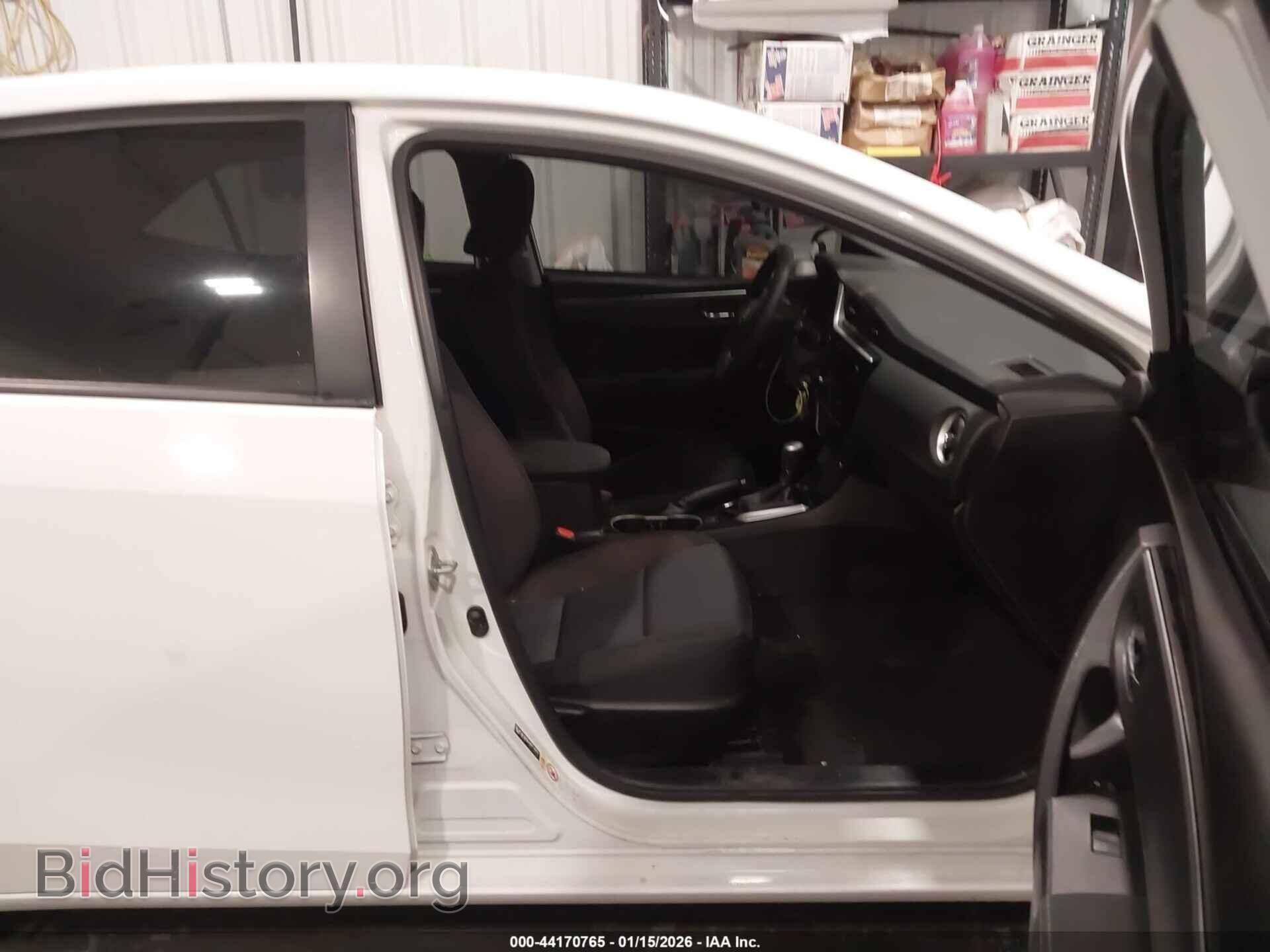 2017 TOYOTA COROLLA - VIN: 5YFBURHE7HP640161 - Фото 5
