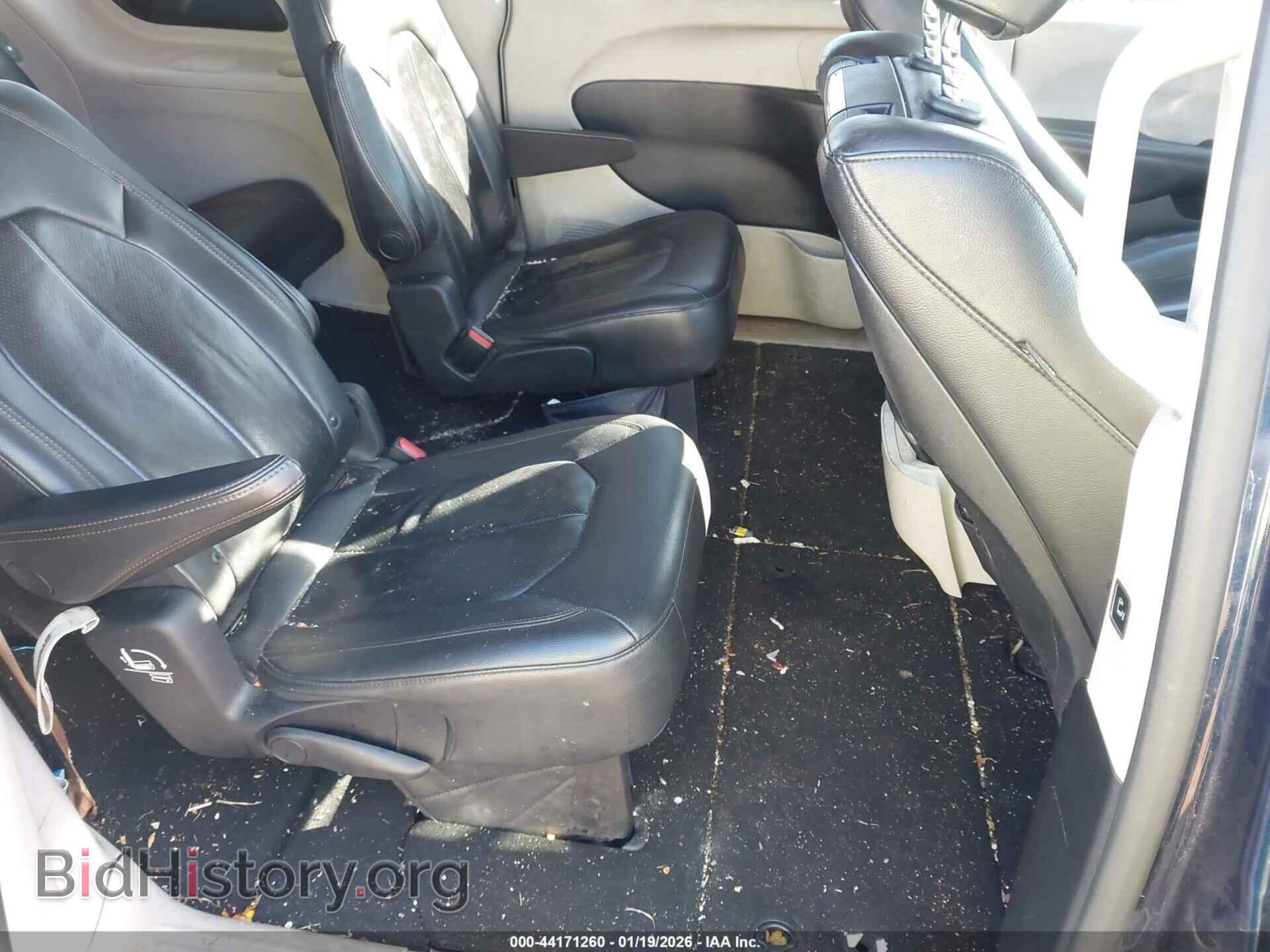 2017 CHRYSLER PACIFICA - VIN: 2C4RC1EG3HR594630 - Photo 8