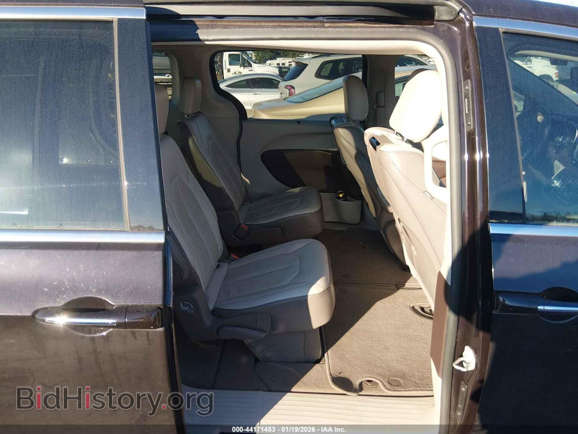 2017 CHRYSLER PACIFICA - VIN: 2C4RC1EG6HR832468 - Фото 8